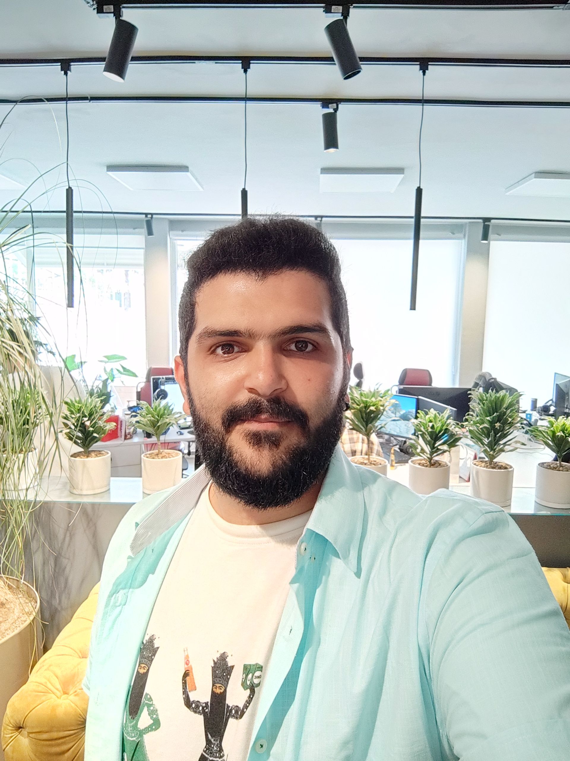 نمونه عکس ثبت شده با دوربین سلفی پوکو F5 شیائومی