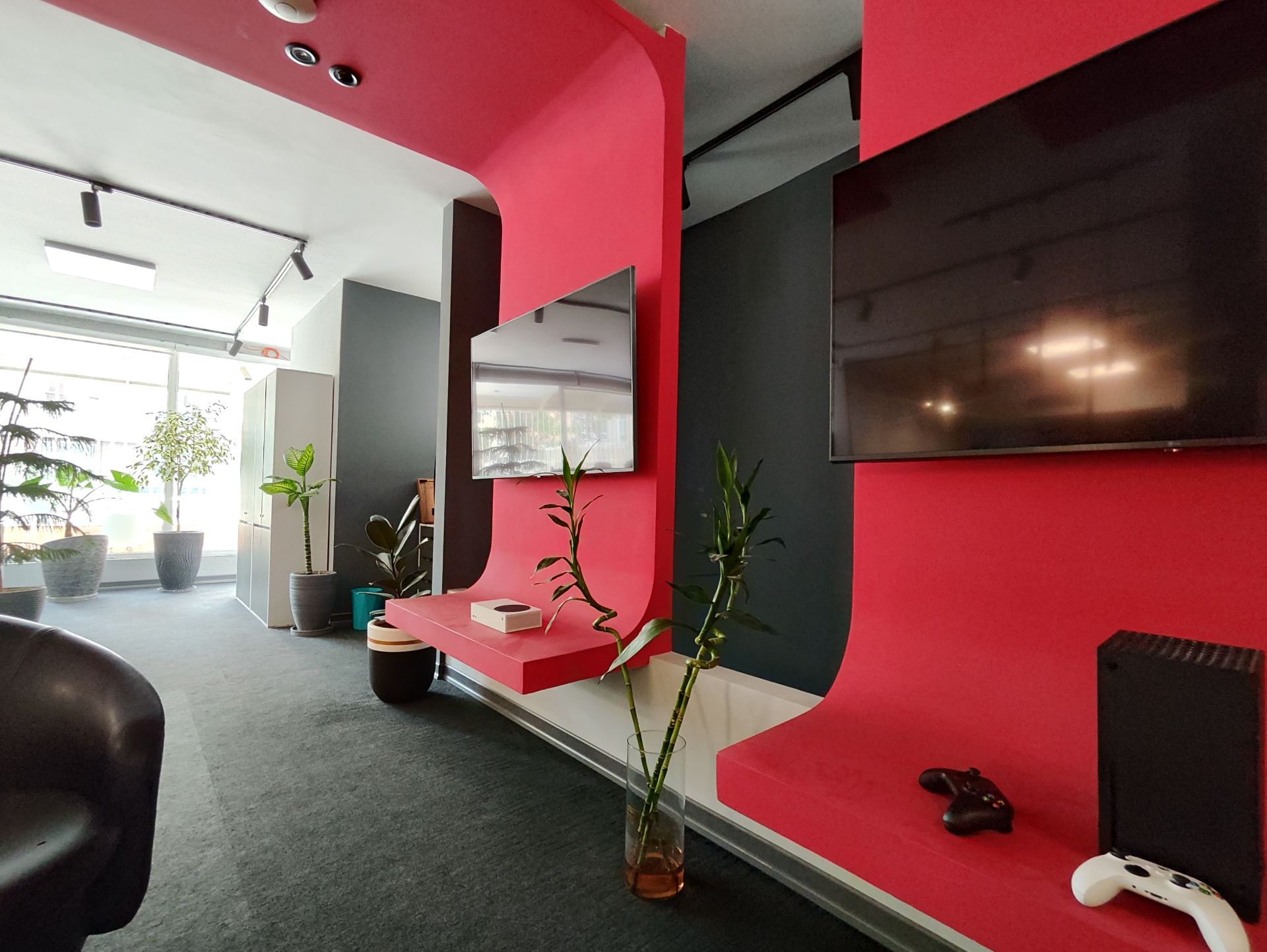 عکاسی HDR با دوربین اولتراواید پوکو F5 شیائومی