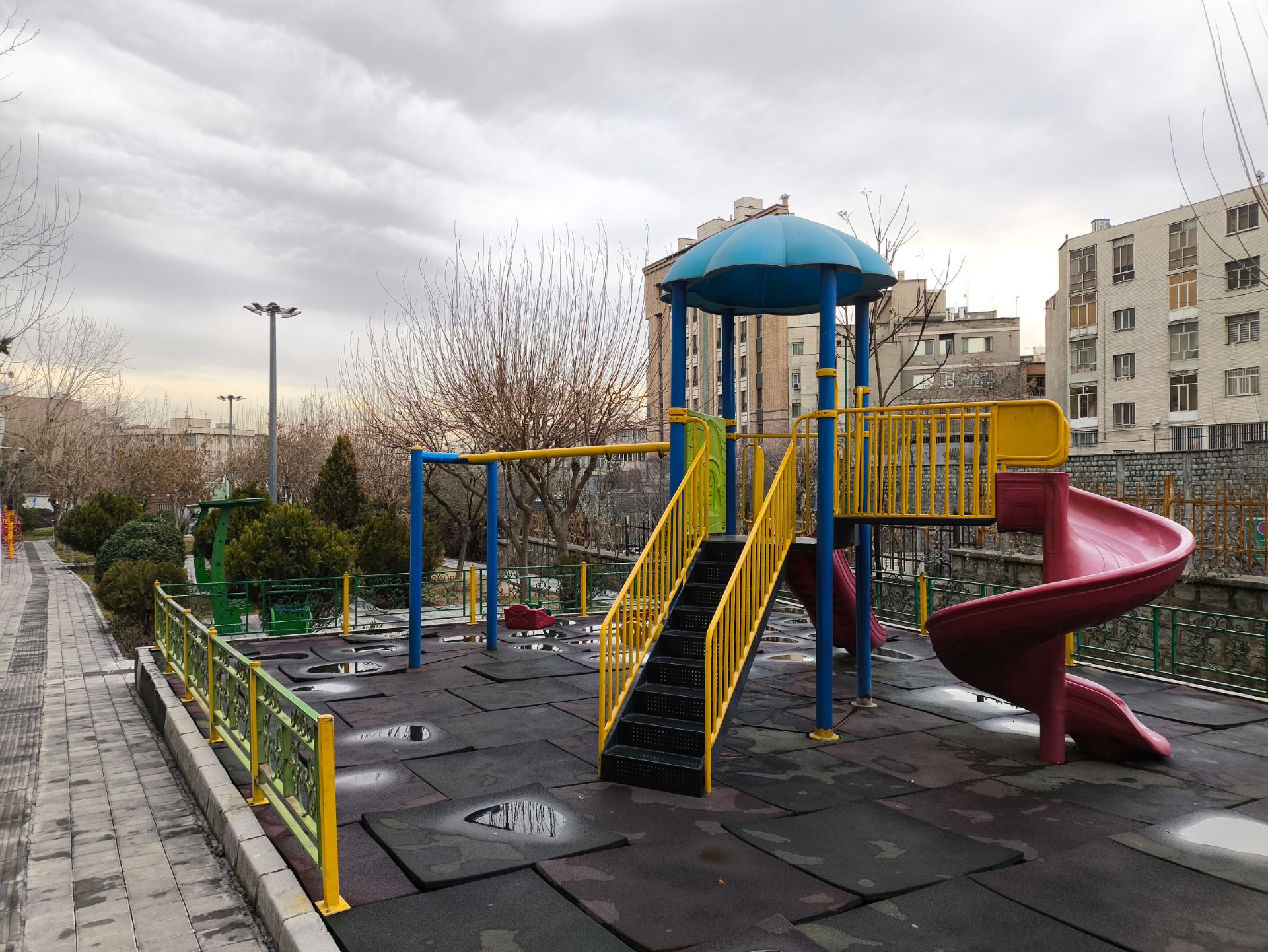 وسایل بازی بچه ها