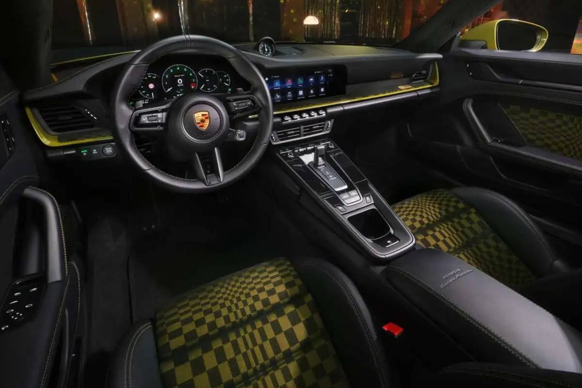پورشه 911 Spirit 70