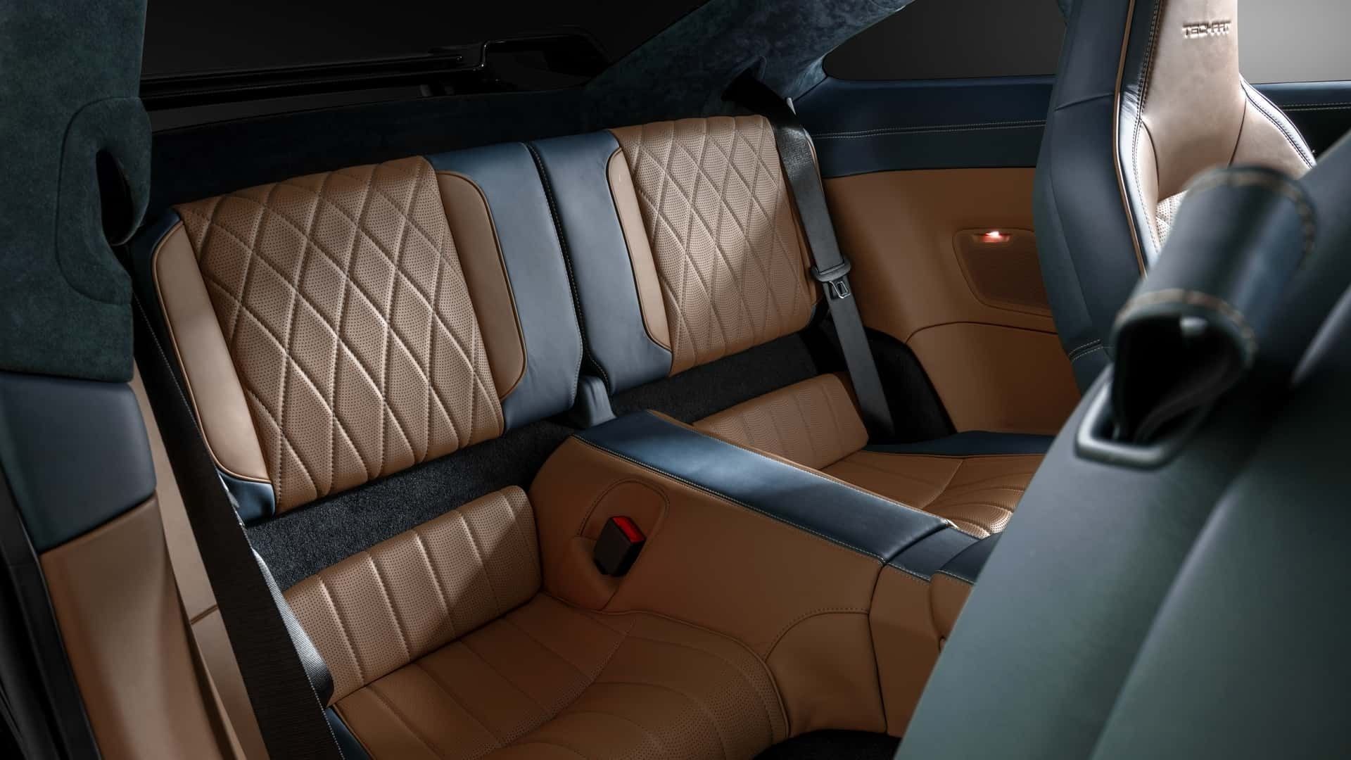 نمای داخلی خودرو پورشه ۹۱۱ توربو اس تک آرت ردیف عقب