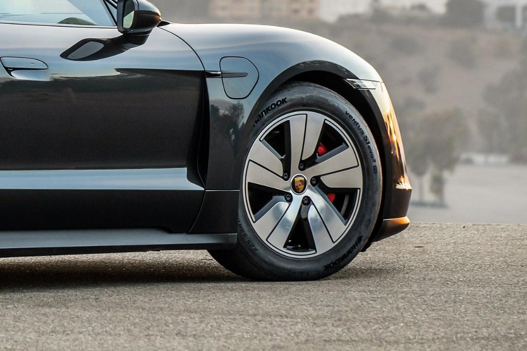 تایرهای اختصاصی Hankook Ventus evo 3 ev برای سوپراسپرت‌های برقی