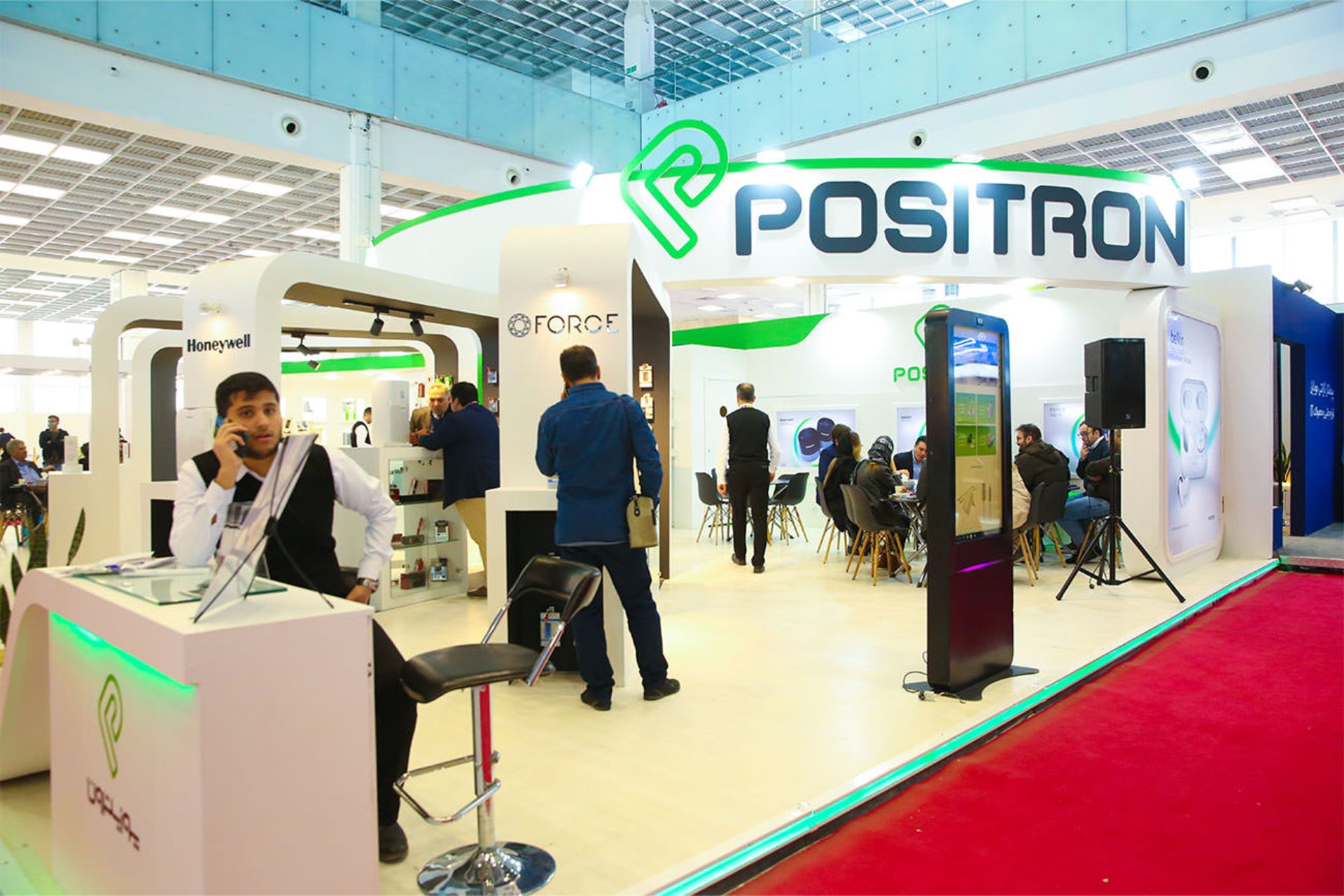 پوزیترون نمایندگی بلیکن