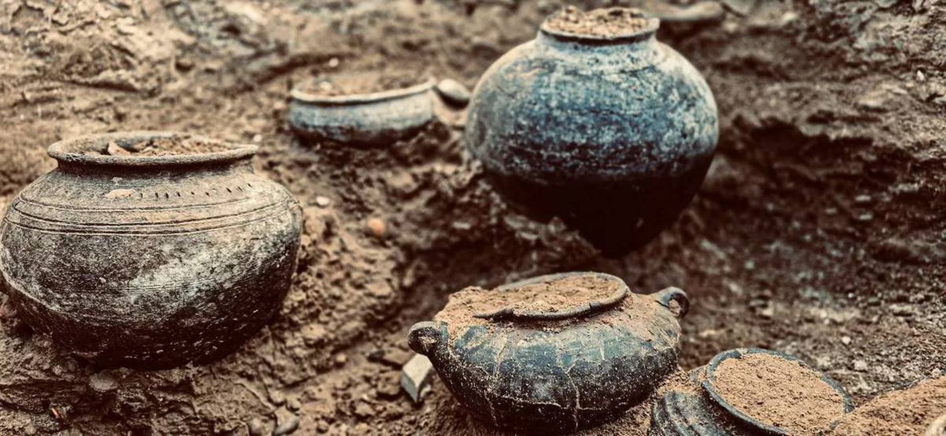 کوزه های سفالی