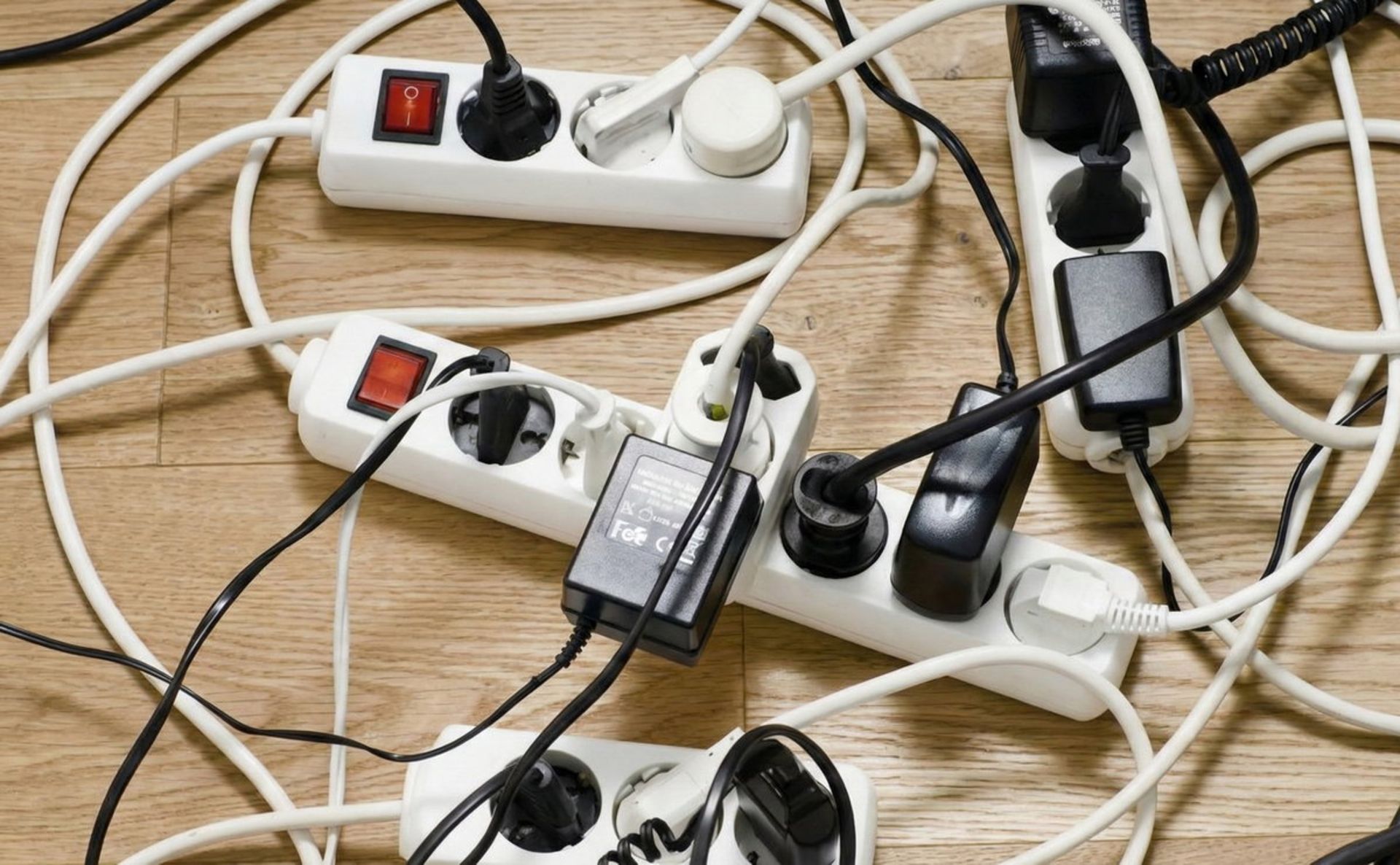 زنجیره کردن چندراهی‌هی برق