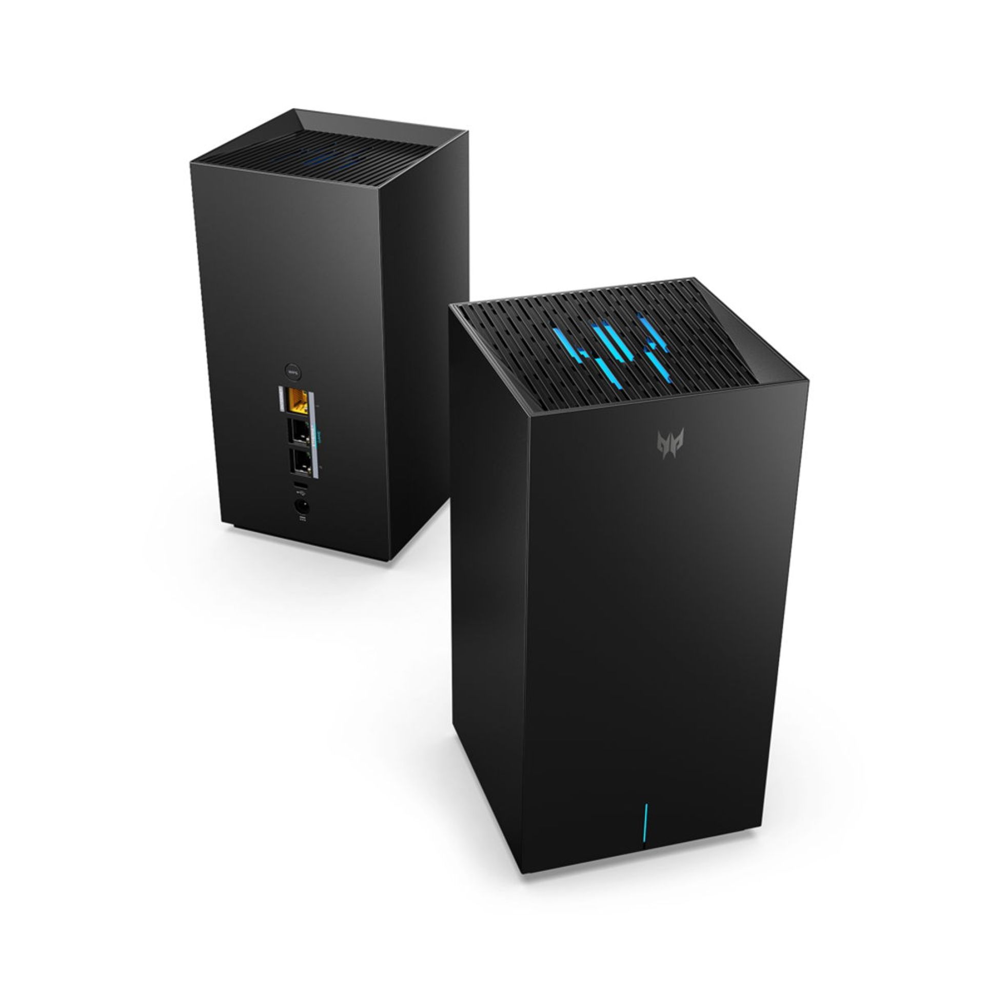 مودم سیاه رنگ Predator Connect X7 5G در حالت ایستاده
