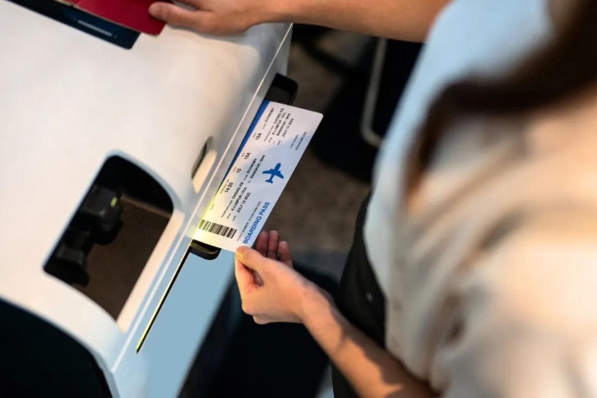 چرا چاپ کارت پرواز هنوز ضروری است؟