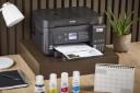 پرینتر اپسون Epson EcoTank L6270 نمای جلو به همراه کارتریج جوهری رنگی
