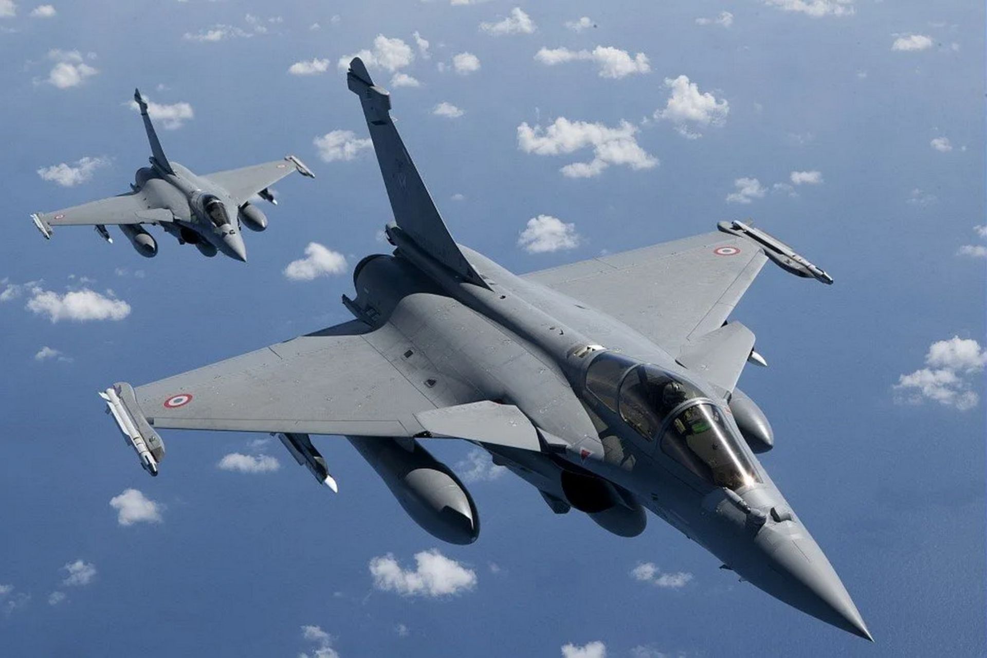 دو جنگنده فرانسوی Rafale
