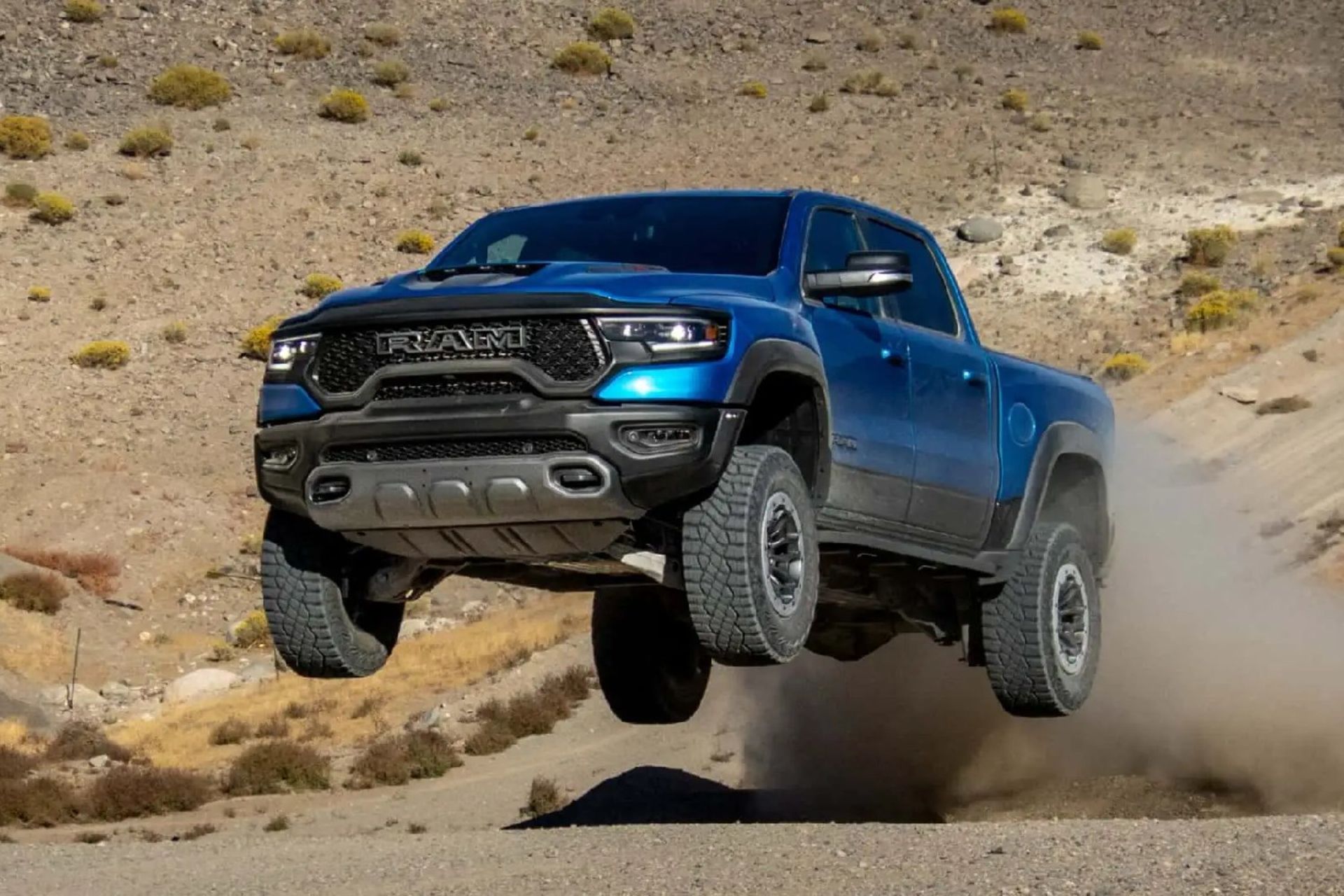 وانت آفرودی RAM 1500 TRX
