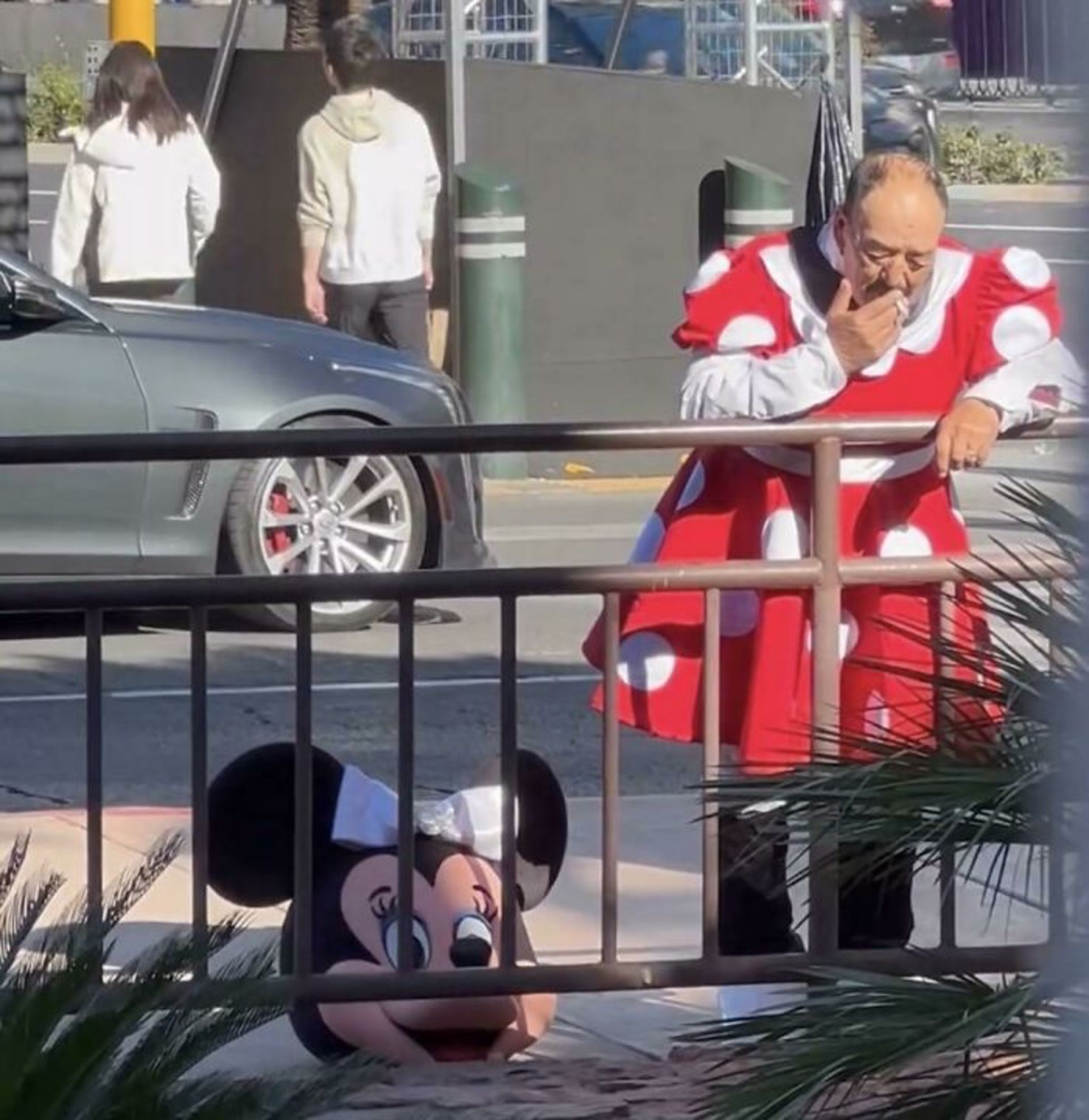 بدون شرح