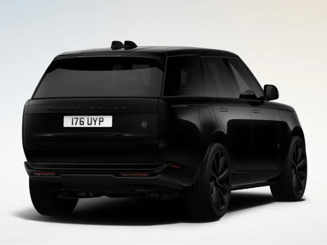 سه‌چهارم عقبی خودرو رنج روور SV Black