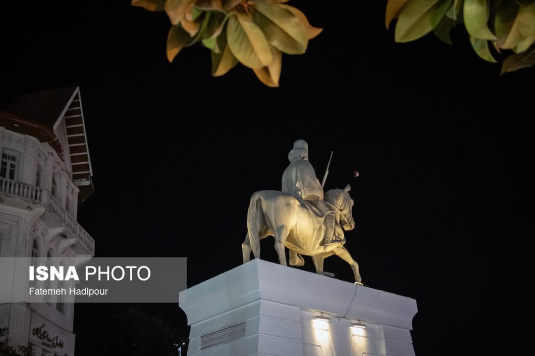 ماه گرفتگی در میدان شهرداری رشت