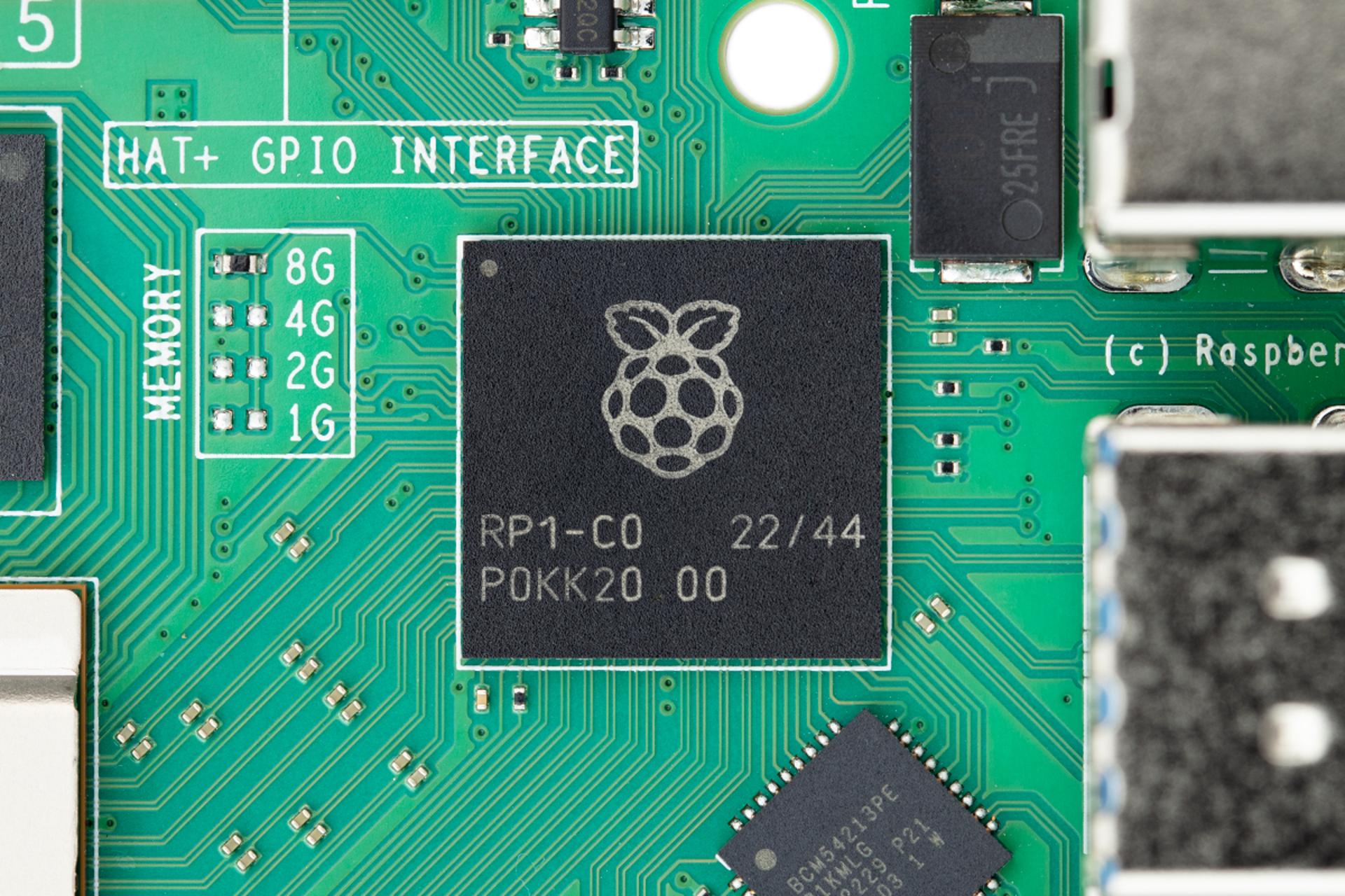 تراشه پل جنوبی اختصاصی کامپیوتر رزبری پای ۵ / Raspberry Pi 5