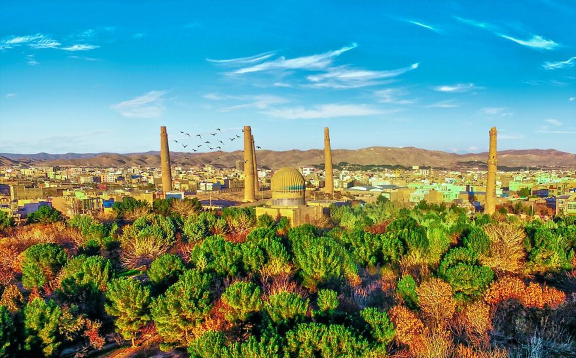 ساختمان‌ها و طبیعت افغانستان