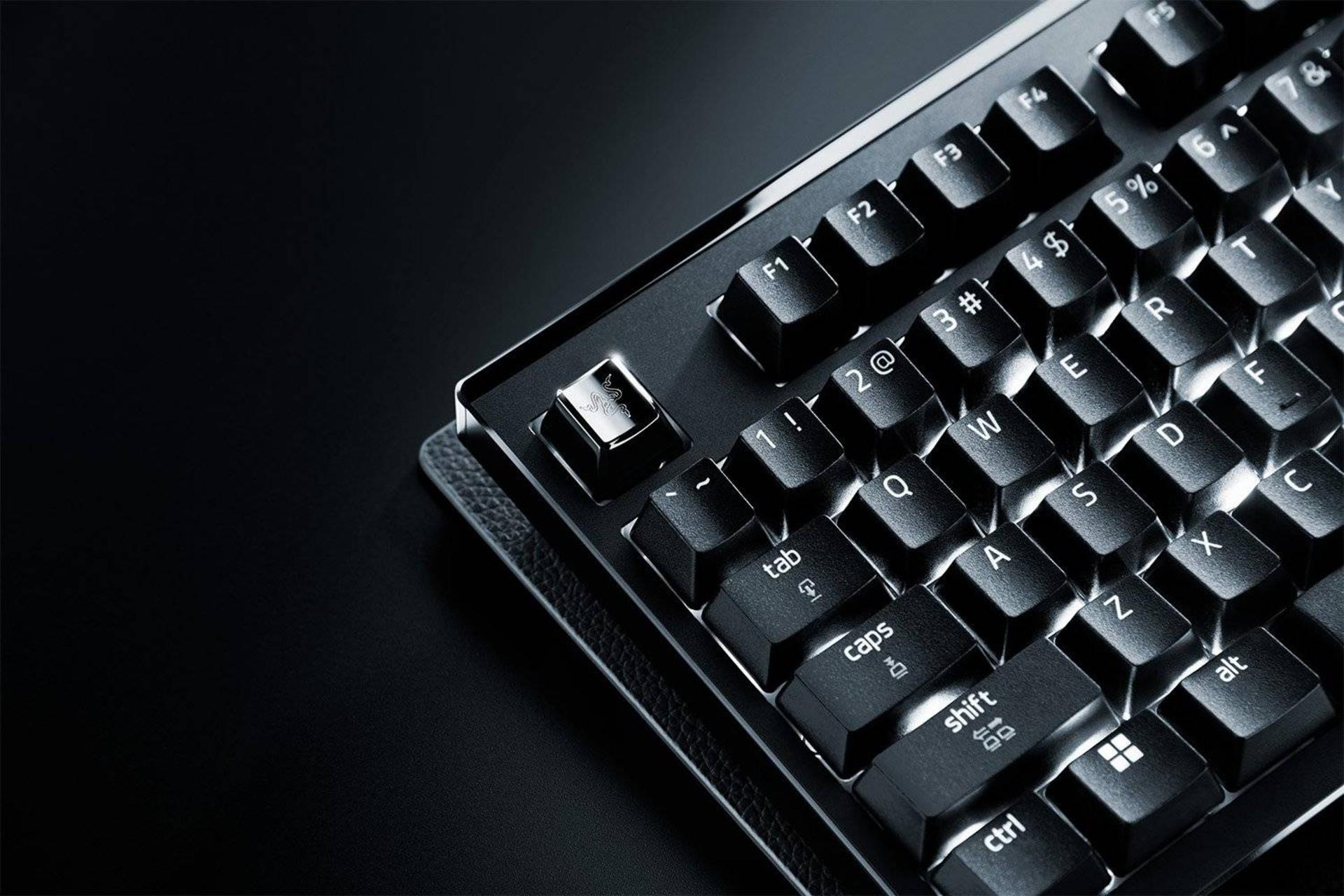 کیبورد ریزر کیبورد Huntsman Signature Edition