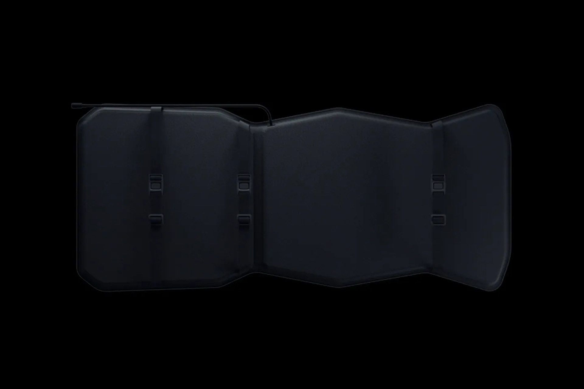 بندهای قابل تنظیم پروژه‌ی استر برای بسته شدن روی صندلی