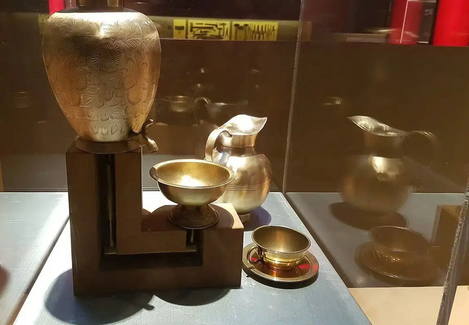 اولین دستگاه فروش خودکار بازسازی شده در موزه  Thessaloniki Technology