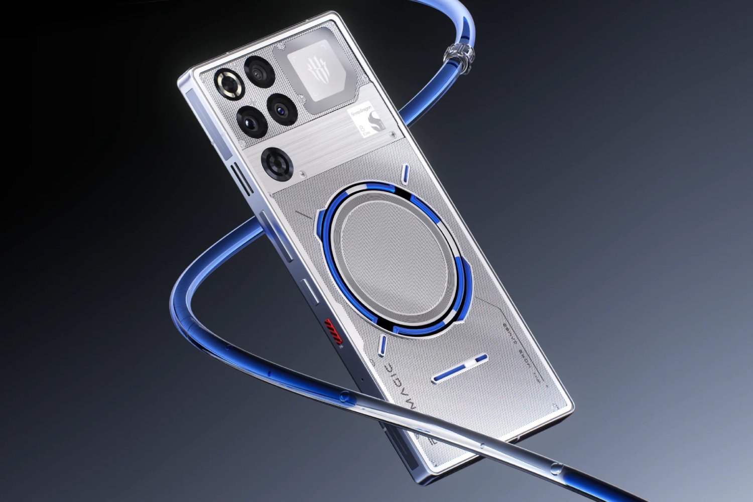 این گوشی قدرتمند، خنک‌کننده مایع دارد!