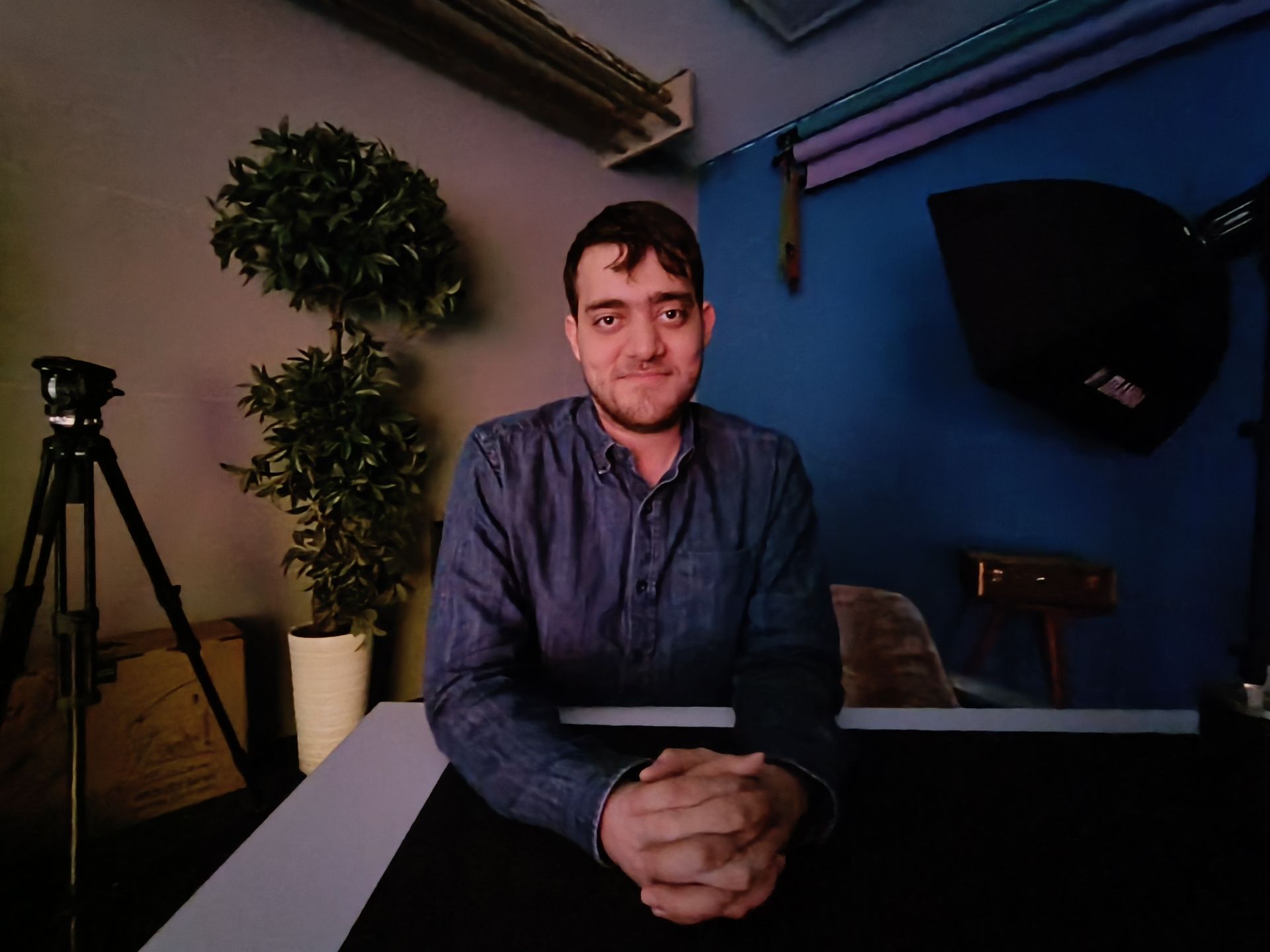 عکس دوربین اولتراواید ردمی نوت ۱۲ پرو 5G در نور کم نایت مود