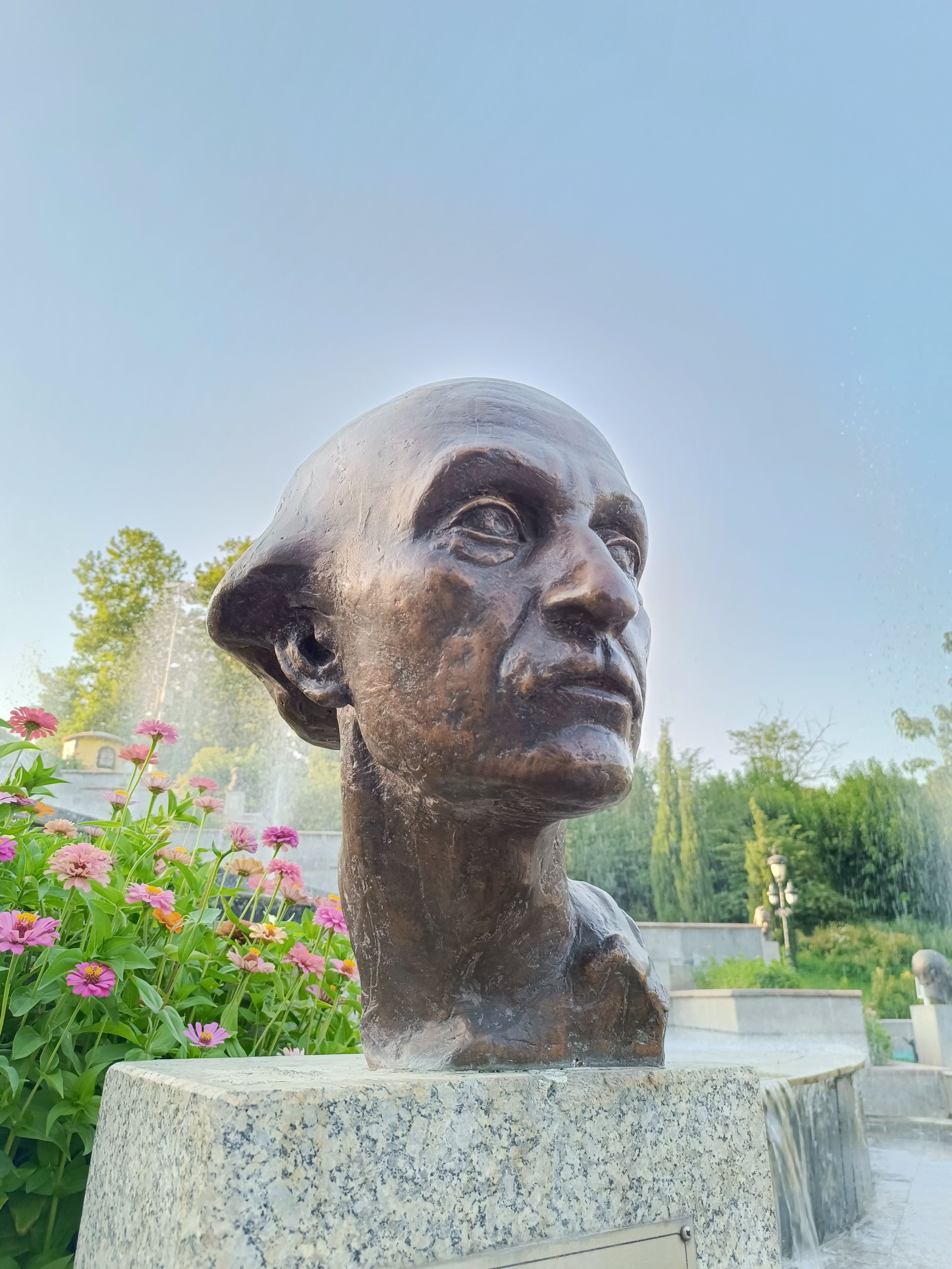 نمونه عکس ثبت شده با ردمی نوت ۱۲ پور پلاس در روز شماره ۱۱