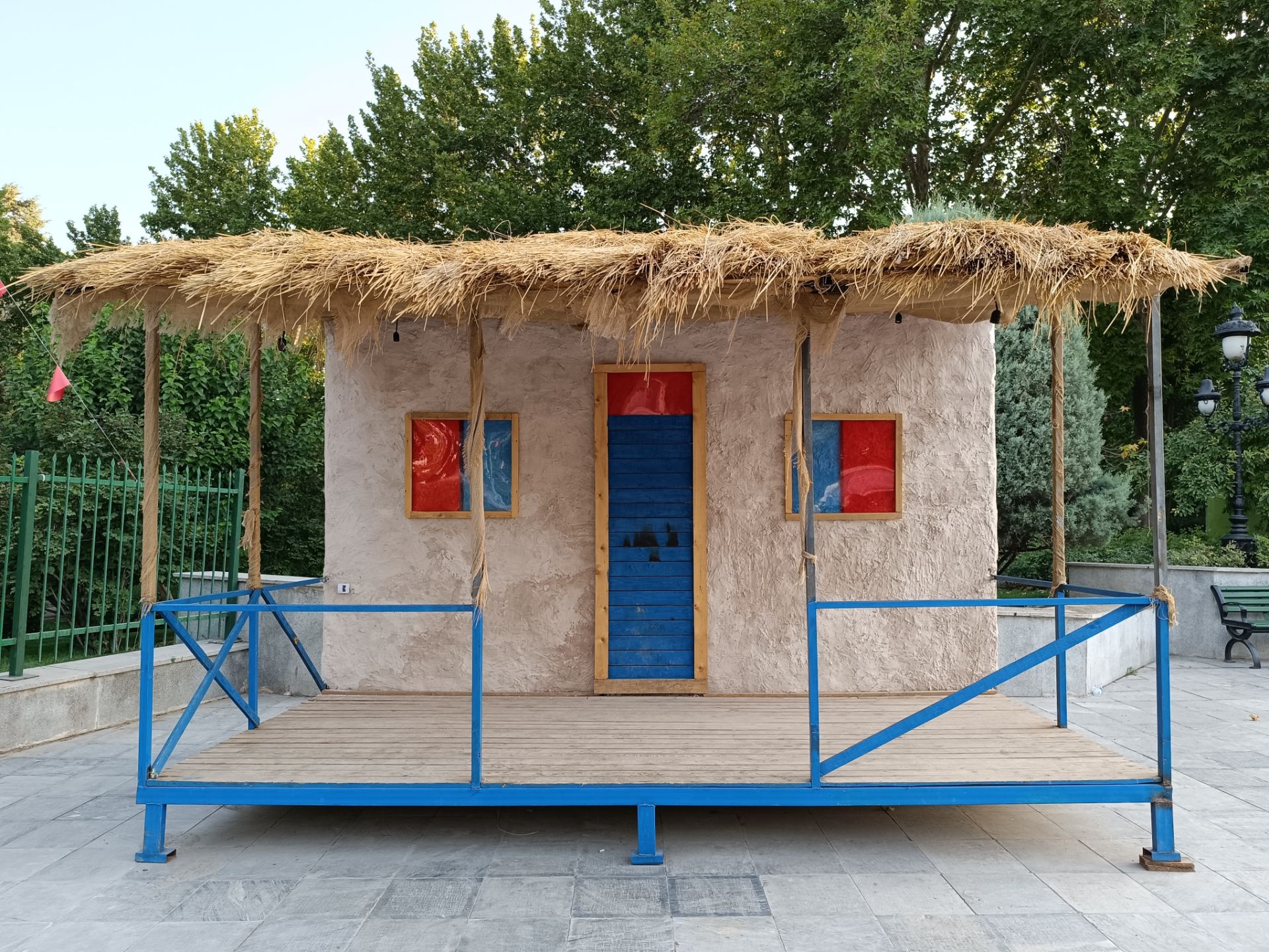 نمونه عکس ثبت شده با ردمی نوت ۱۲ پور پلاس در روز شماره ۲۴