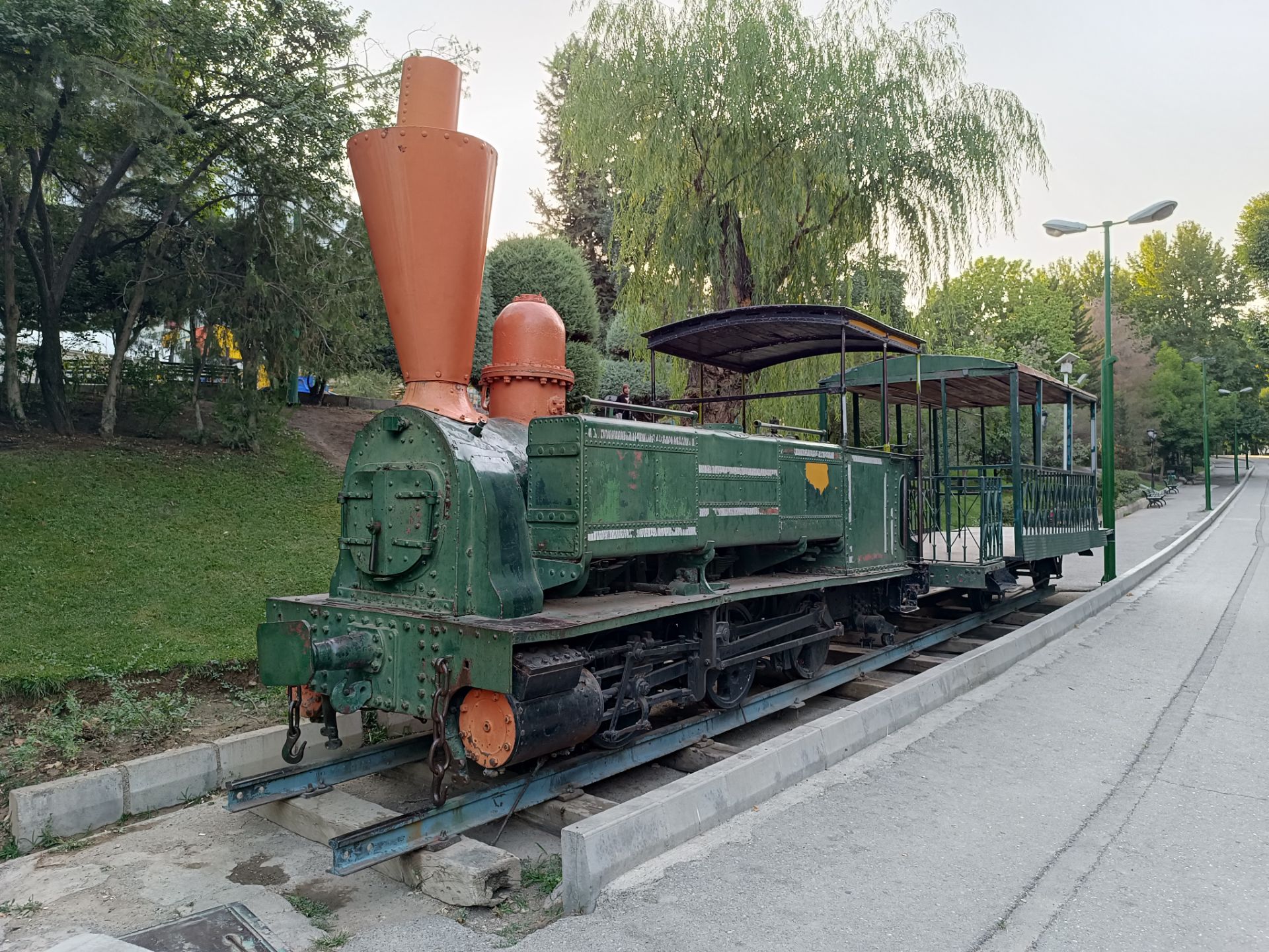 نمونه عکس ثبت شده با ردمی نوت ۱۲ پور پلاس در روز شماره ۲۵