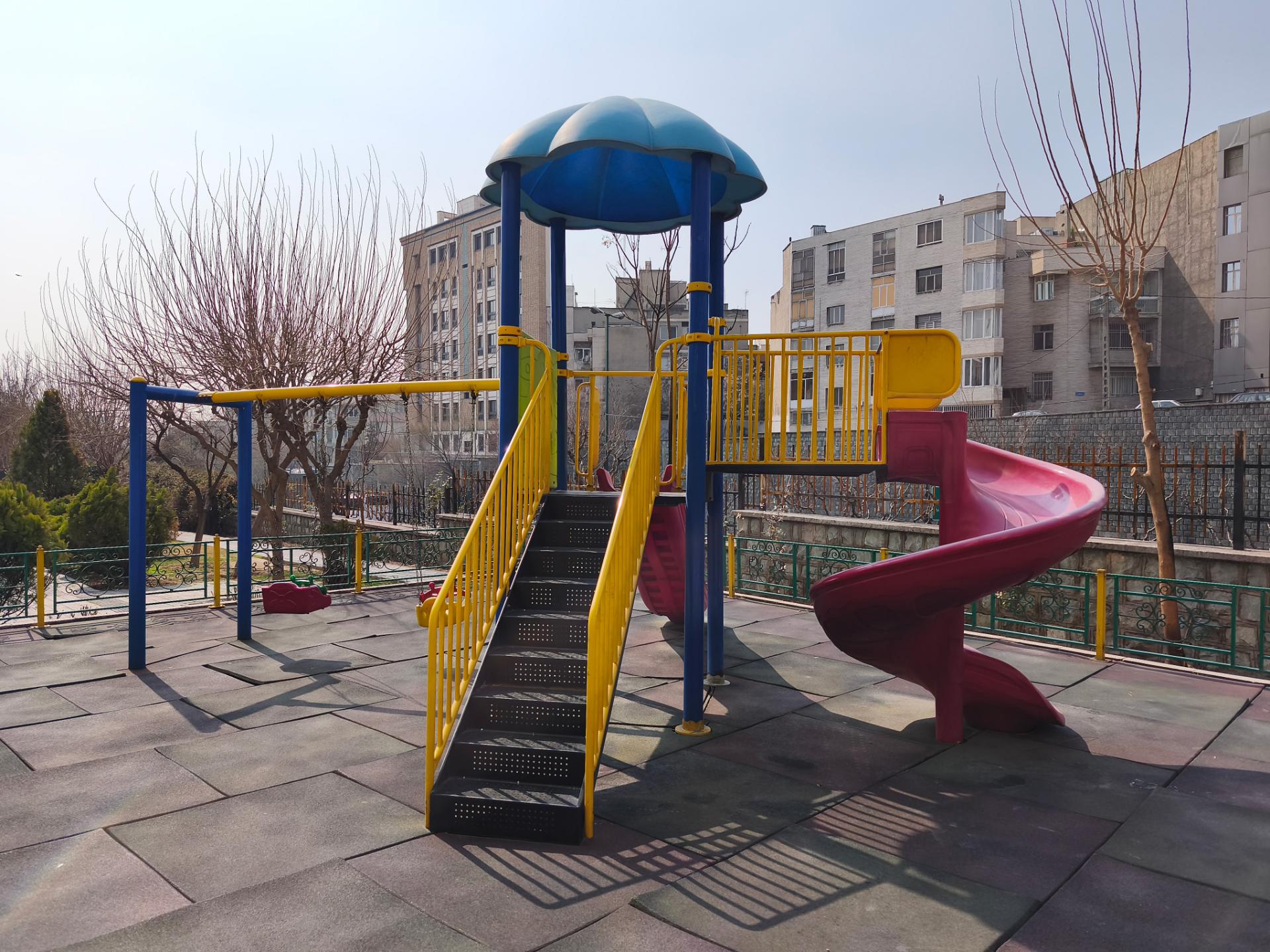وسایل بازی بچه ها