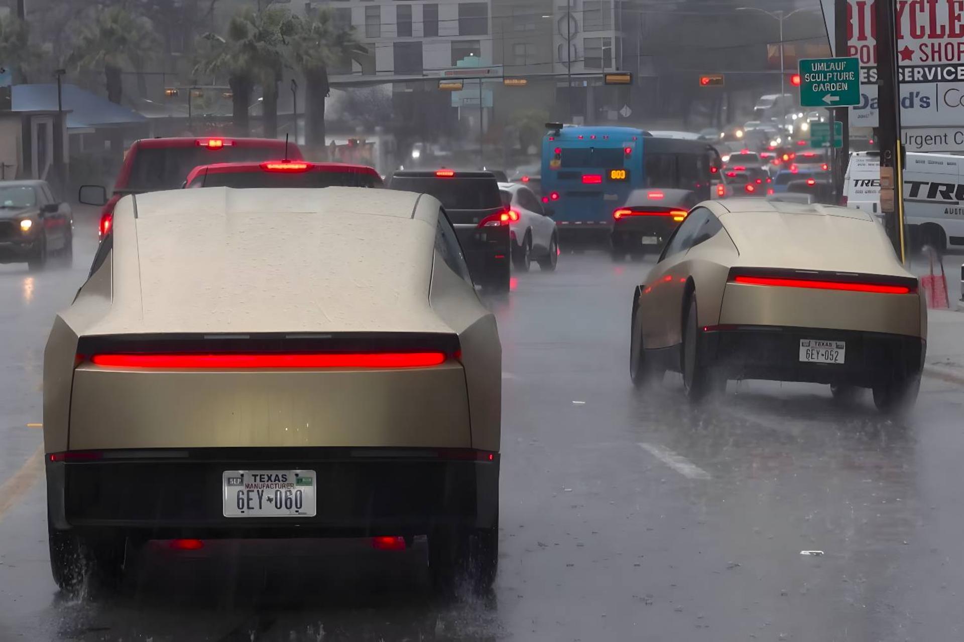 سایبرکب تسلا | روبوتاکسی