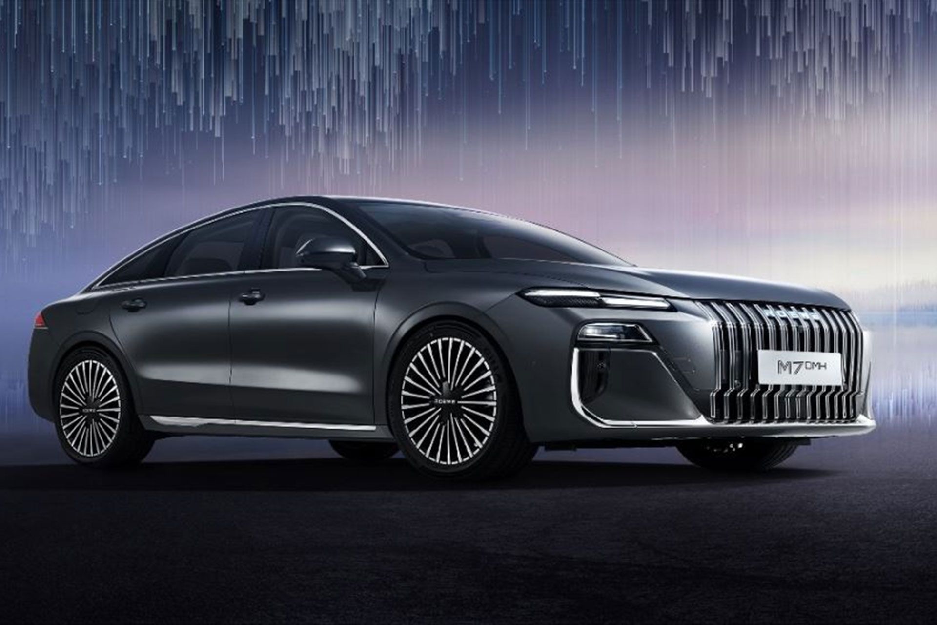 نمای سه چهارم خودرو Roewe M7 DMH