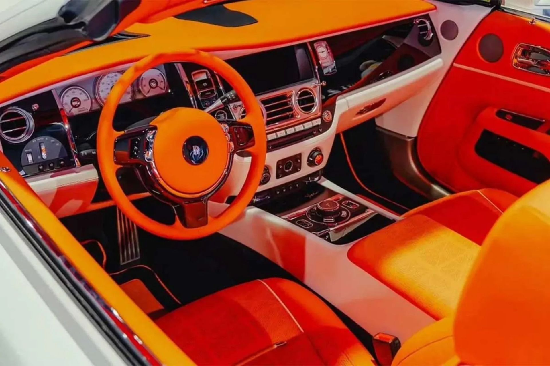 کابین داخلی رولزرویس داون ونوم