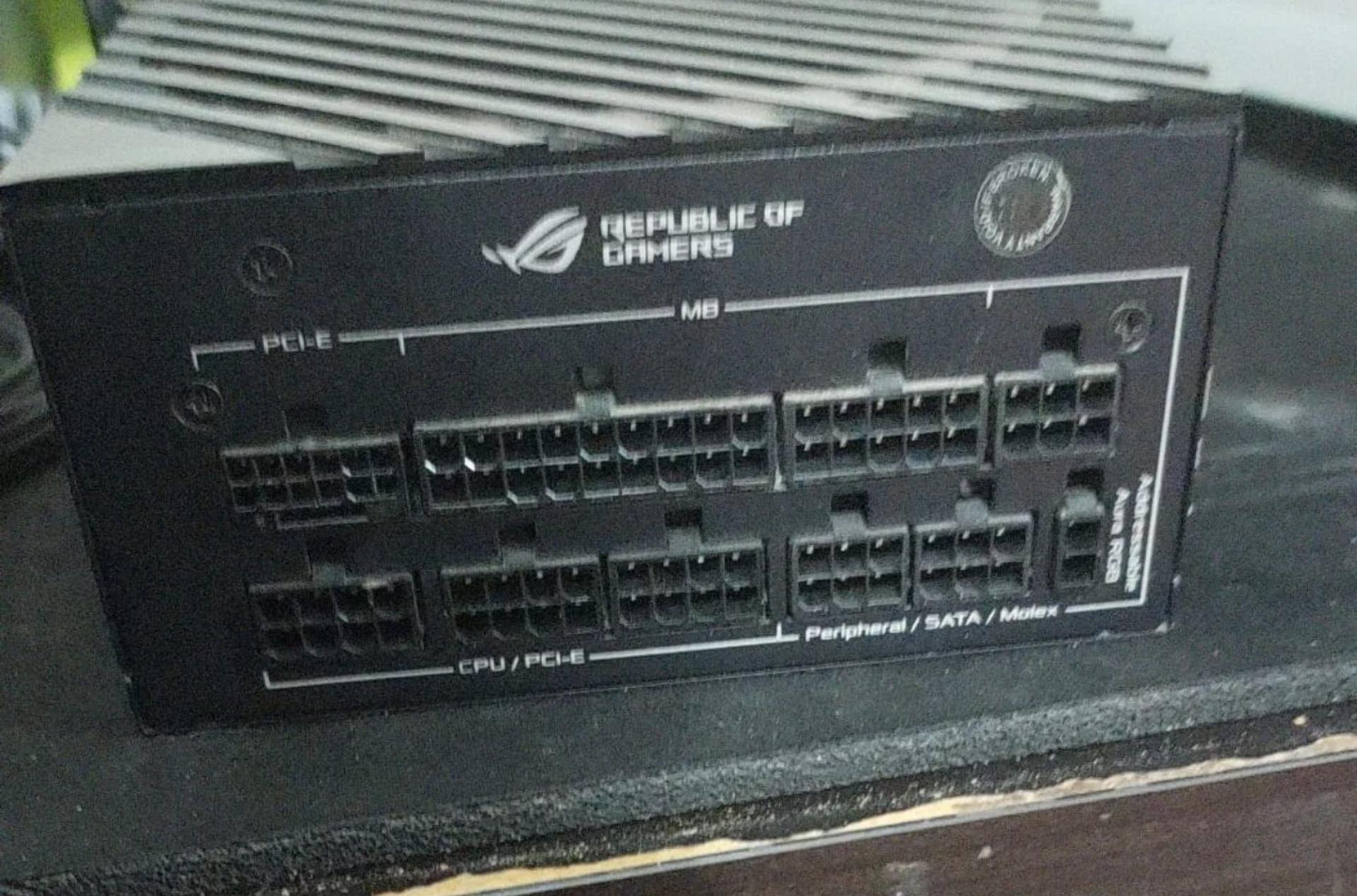ذوب شدن کانکتور RTX 5080 در پاور