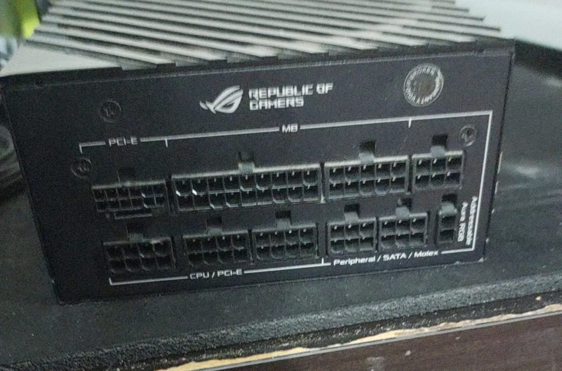 ذوب شدن کانکتور RTX 5080 در پاور