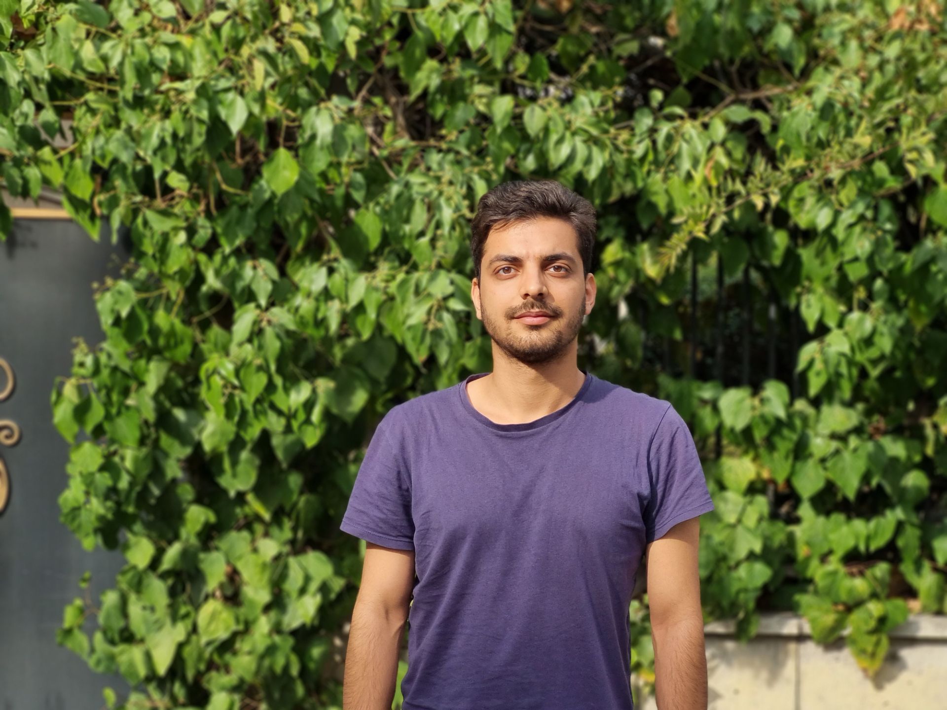 عکس پرتره با دوربین تله فوتو S21 FE