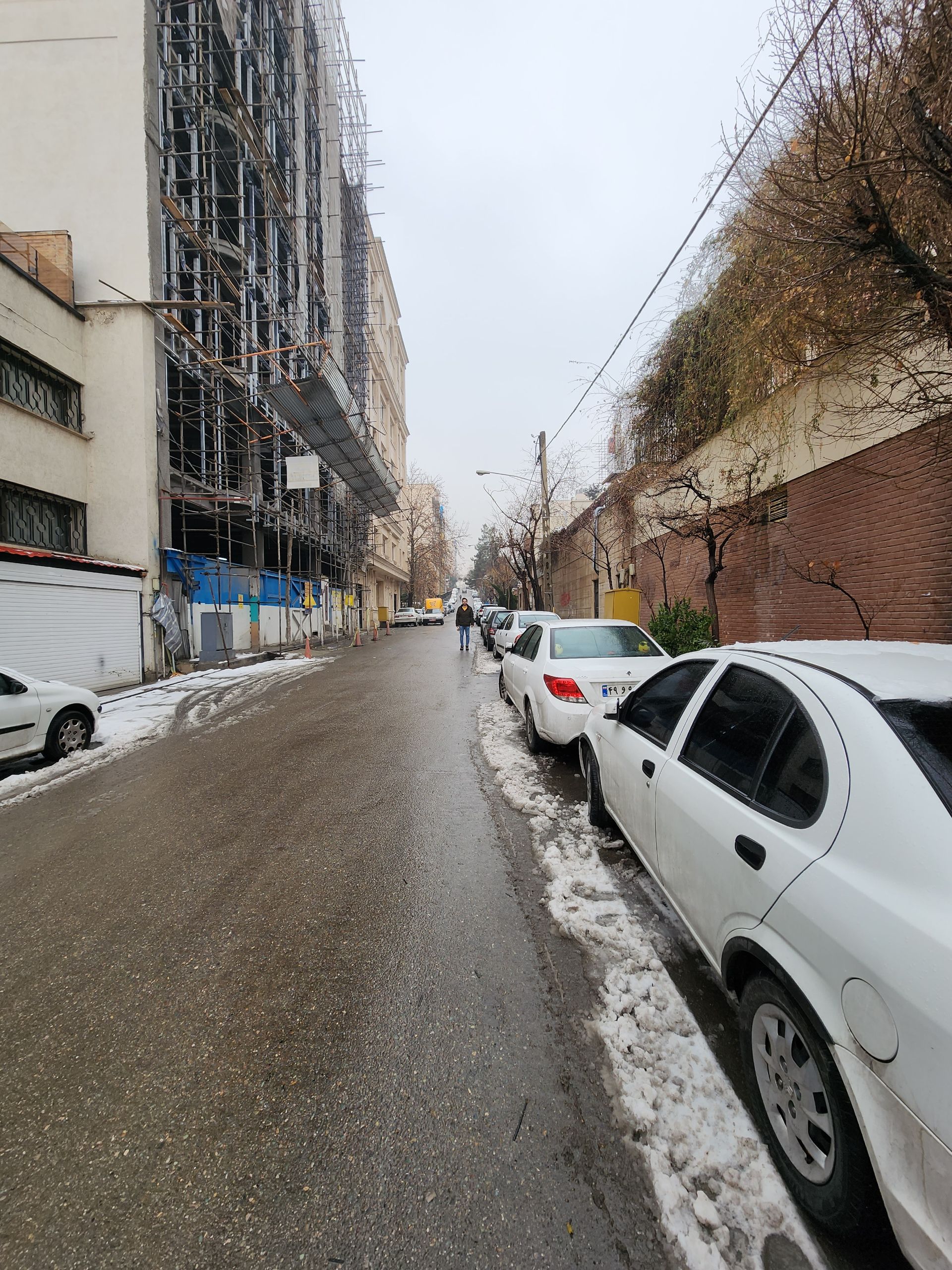 عکس ۰٫۶ برابری گلکسی اس ۲۲ اولترا