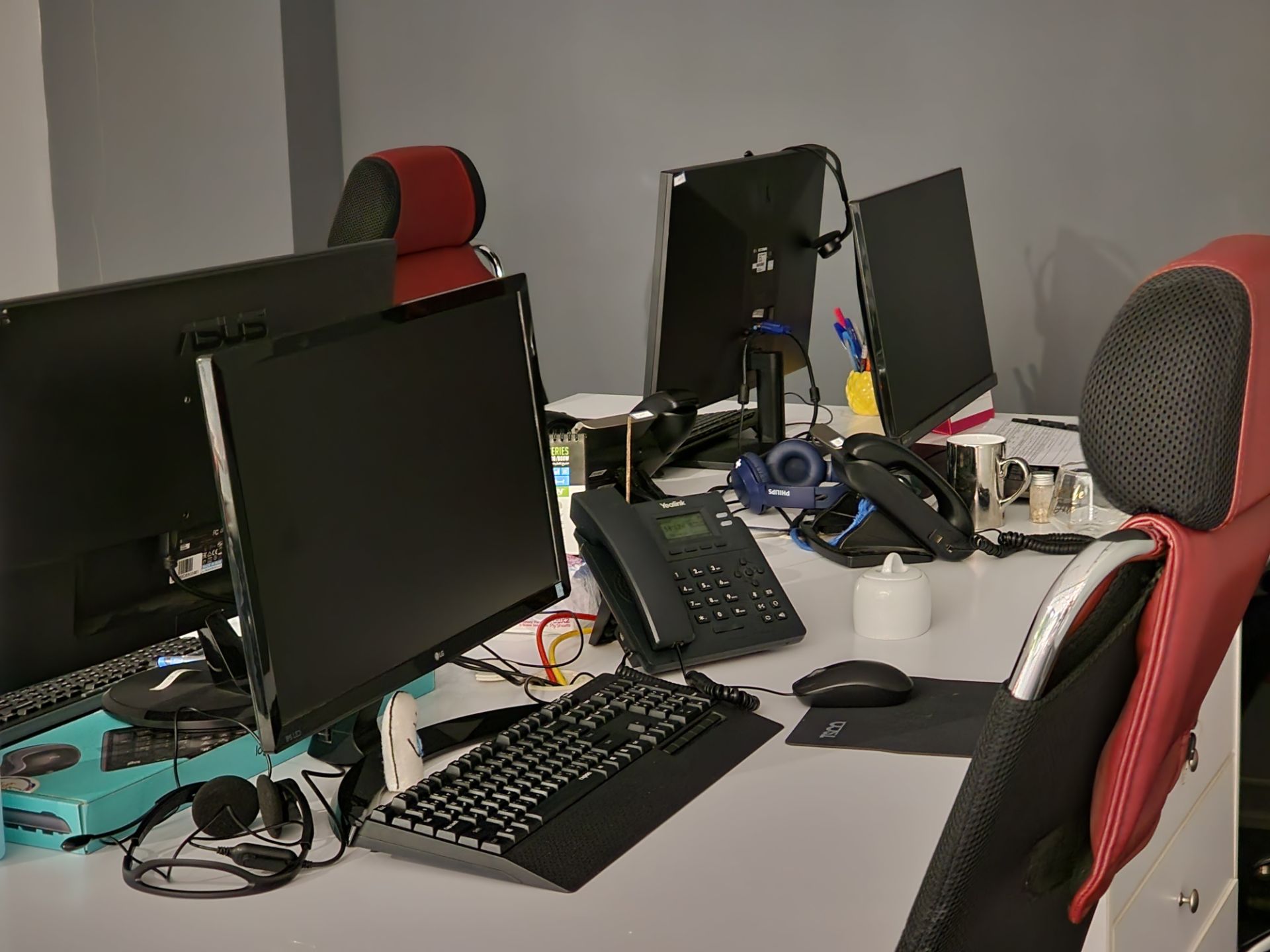 عکس ۳ برابری گلکسی اس ۲۲ اولترا در تاریکی ۲