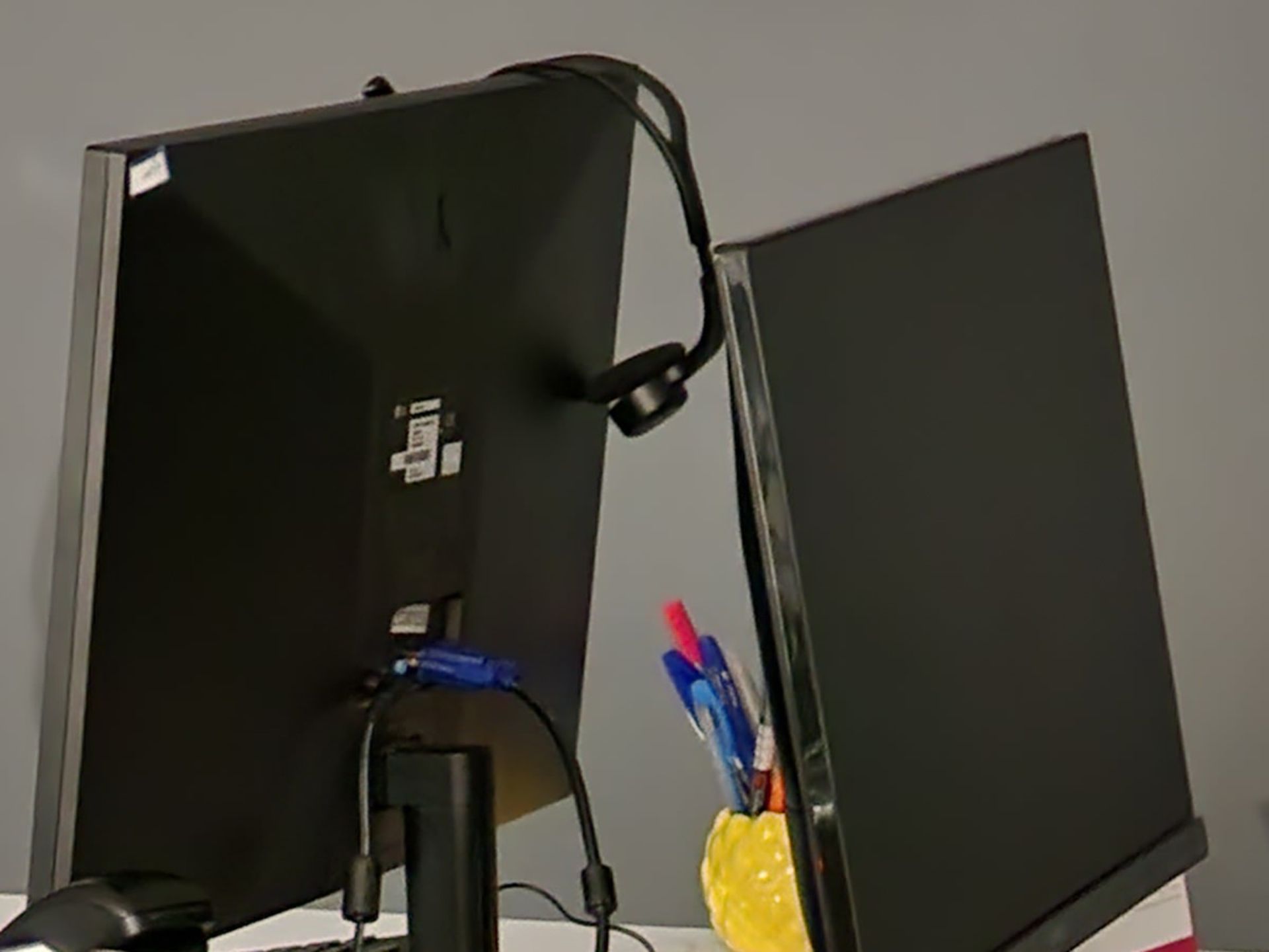 برش عکس ۳ برابری گلکسی اس ۲۲ اولترا در تاریکی ۲