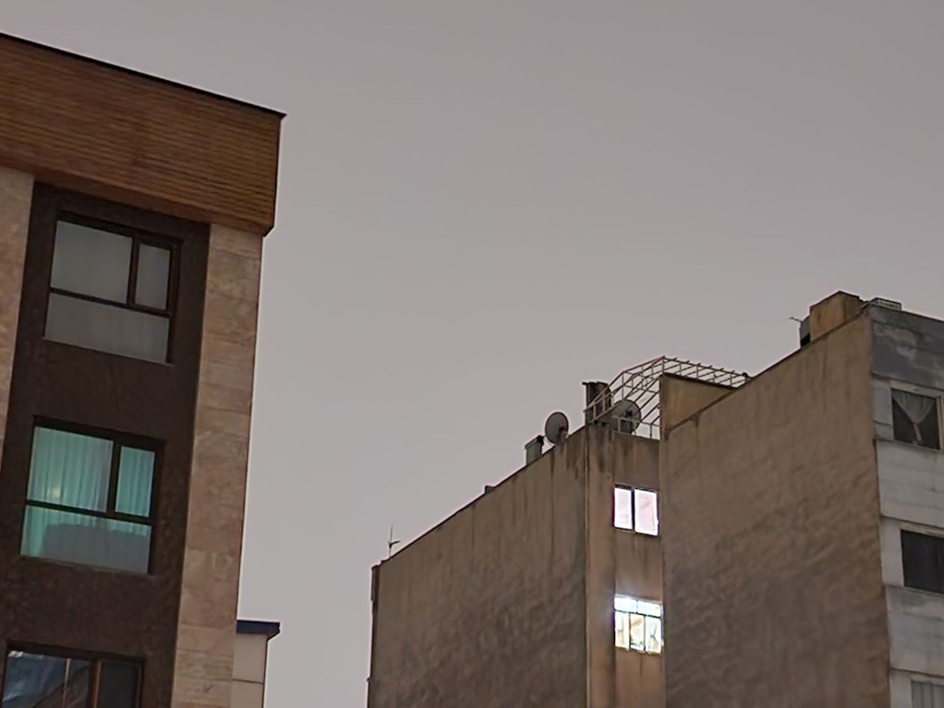 برش عکس گلکسی اس ۲۲ اولترا در تاریکی