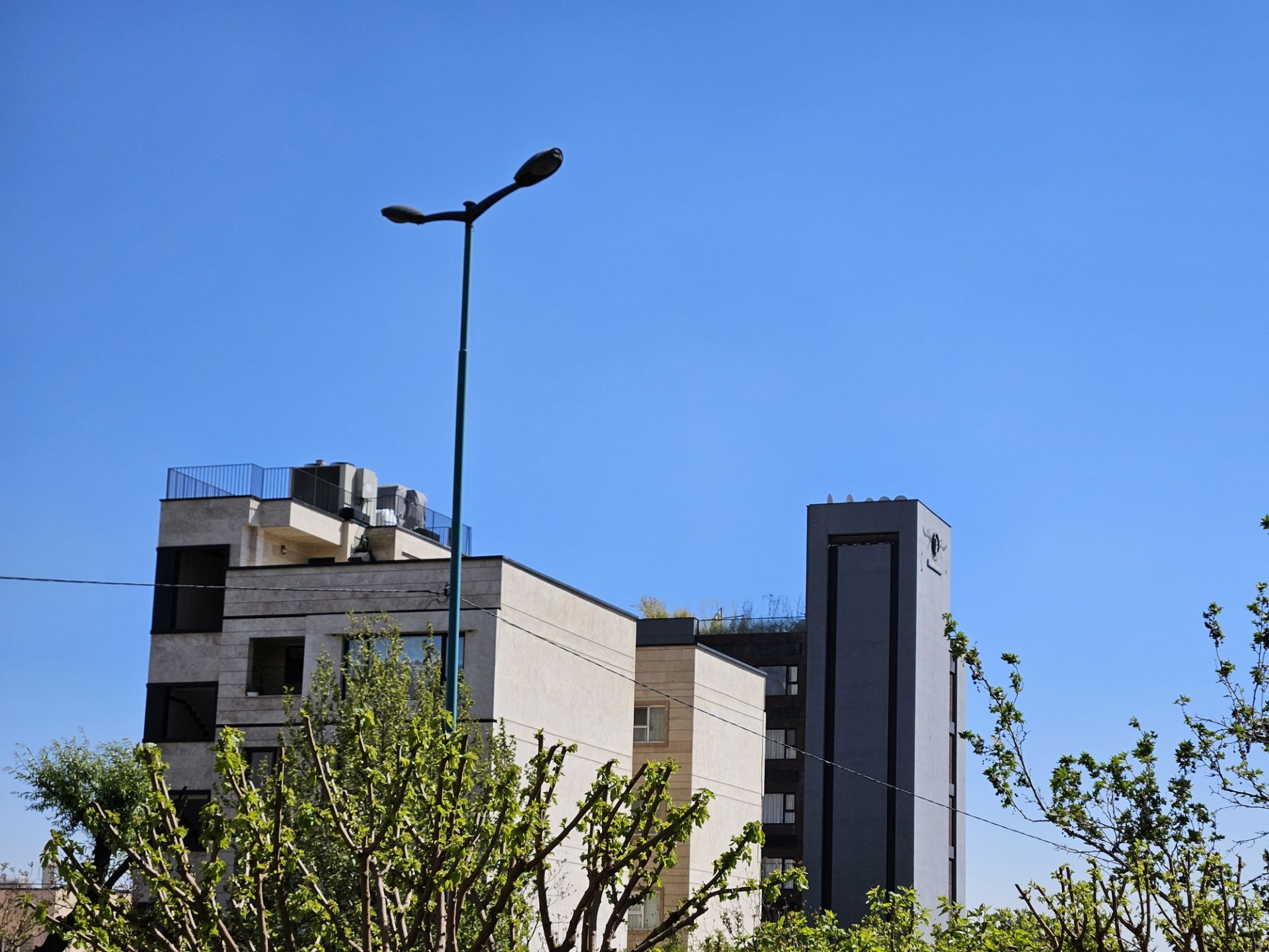 زوم ۳ برابری اس ۲۳