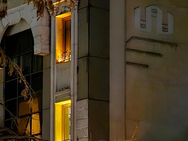 برش عکس ۳ برابری گلکسی اس ۲۳ اولترا در تاریکی