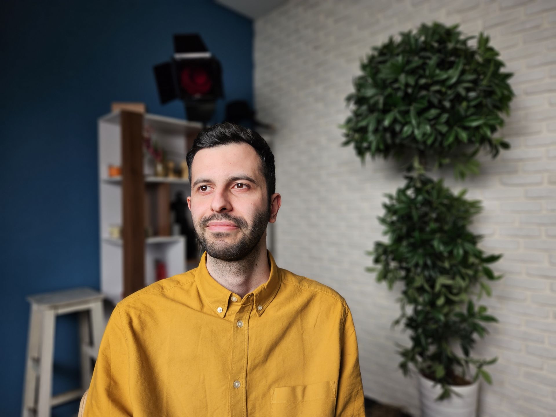 پرتره اس ۲۳