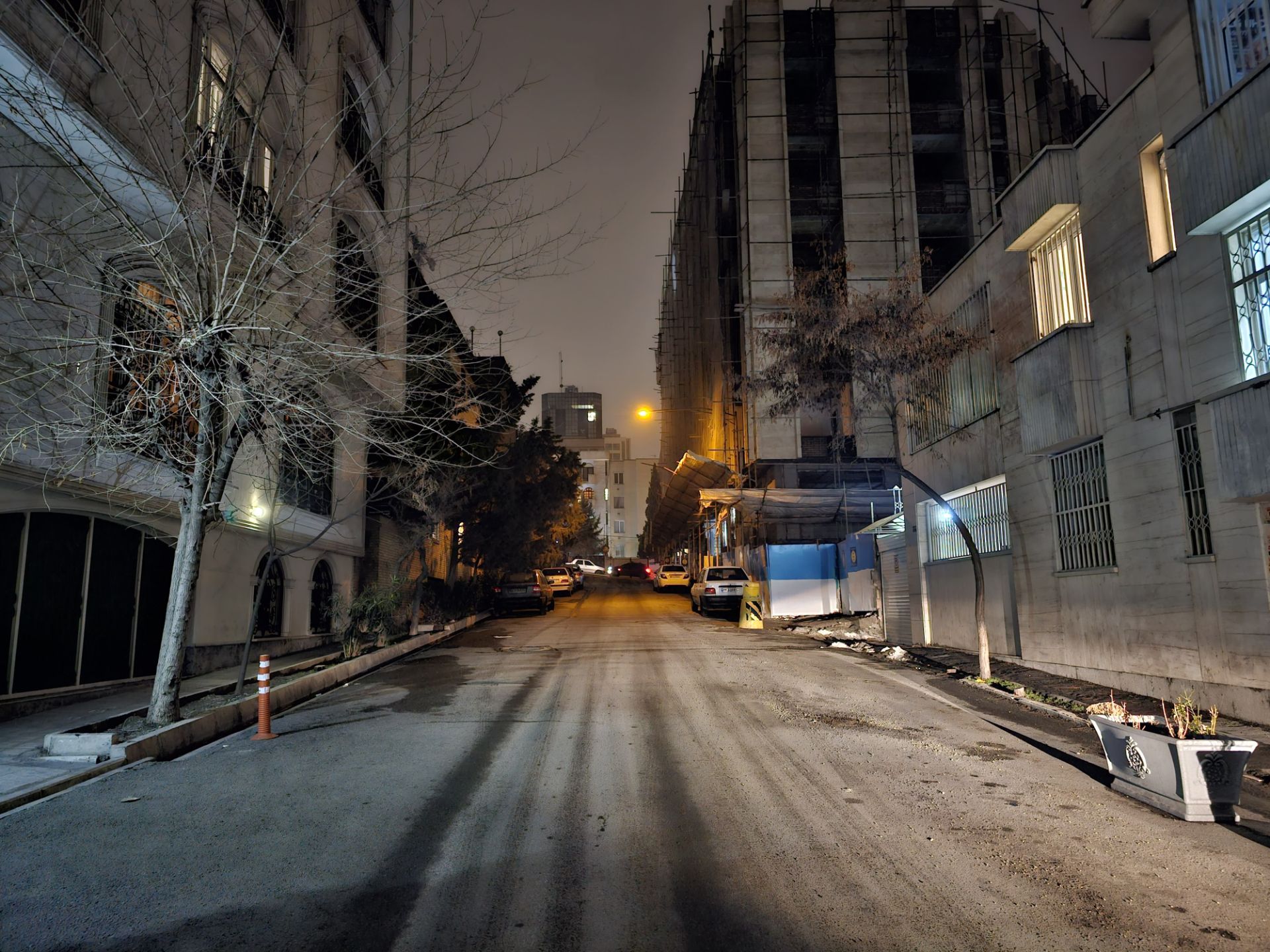 عکس دوربین اصلی گلکسی اس ۲۳ اولترا در تاریکی ۳