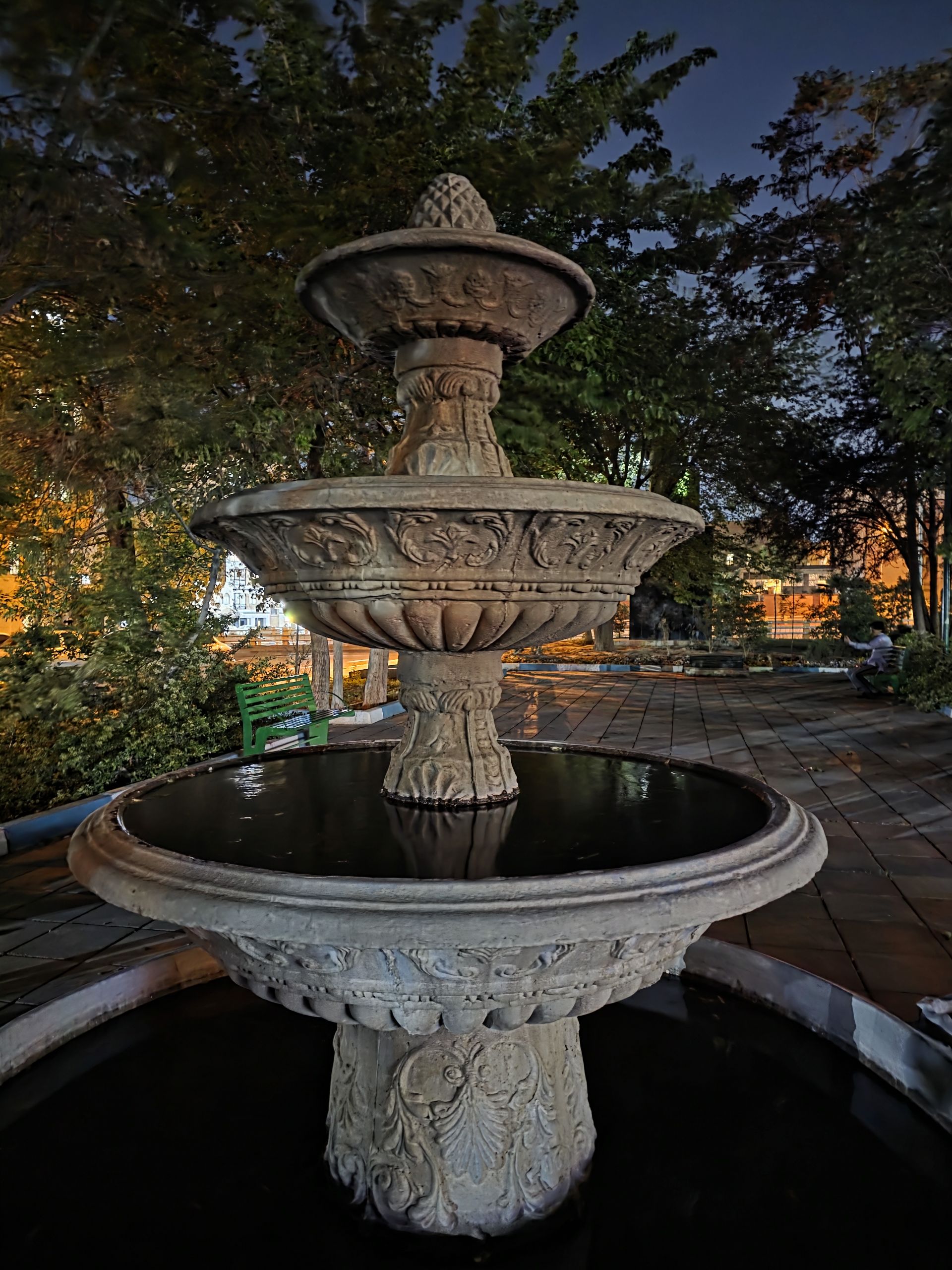 عکس در تاریکی با دوربین اصلی S25 اولترا