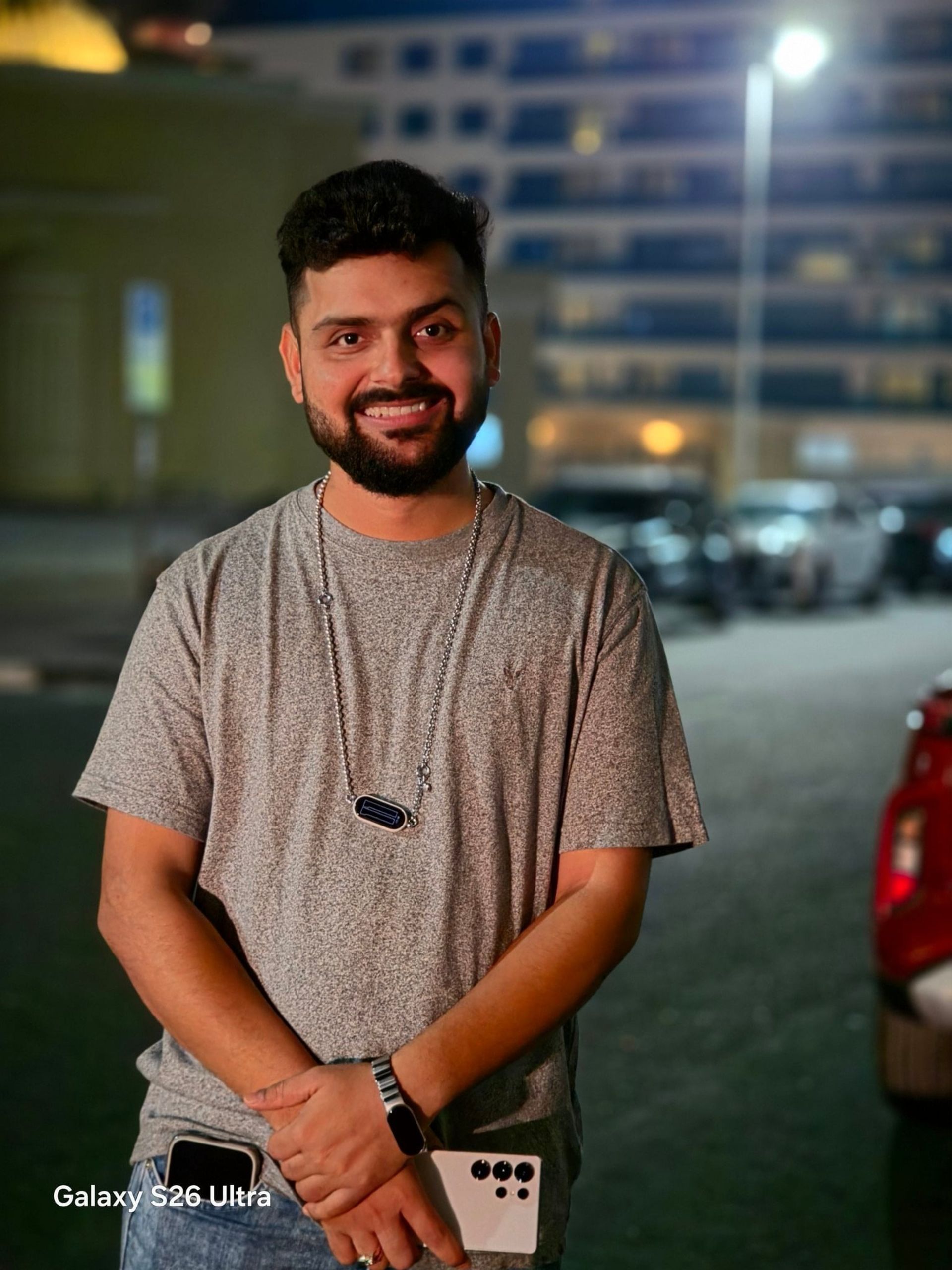 نمونه عکس گلکسی S26 اولترا از انسان