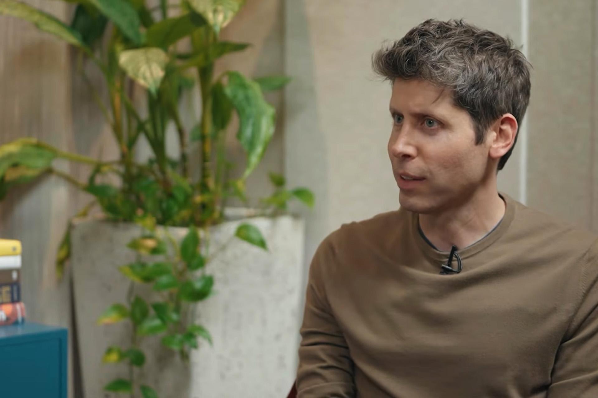 سم آلتمن در مصاحبه با تاکر کارلسون 