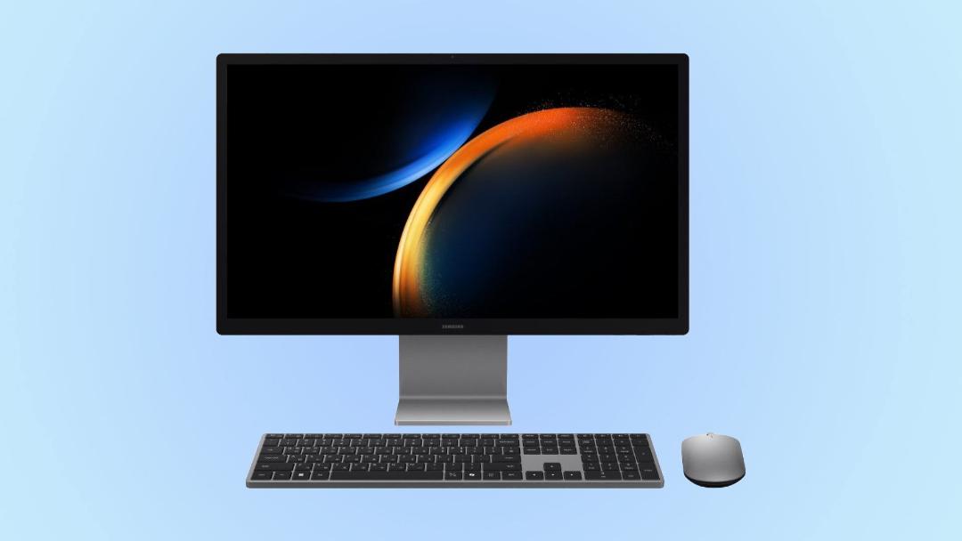 نمای جلوی کامپیوتر آل این وان سامسونگ مدل All-In-One-Pro به‌همراه کیبورد و ماوس بی‌سیم