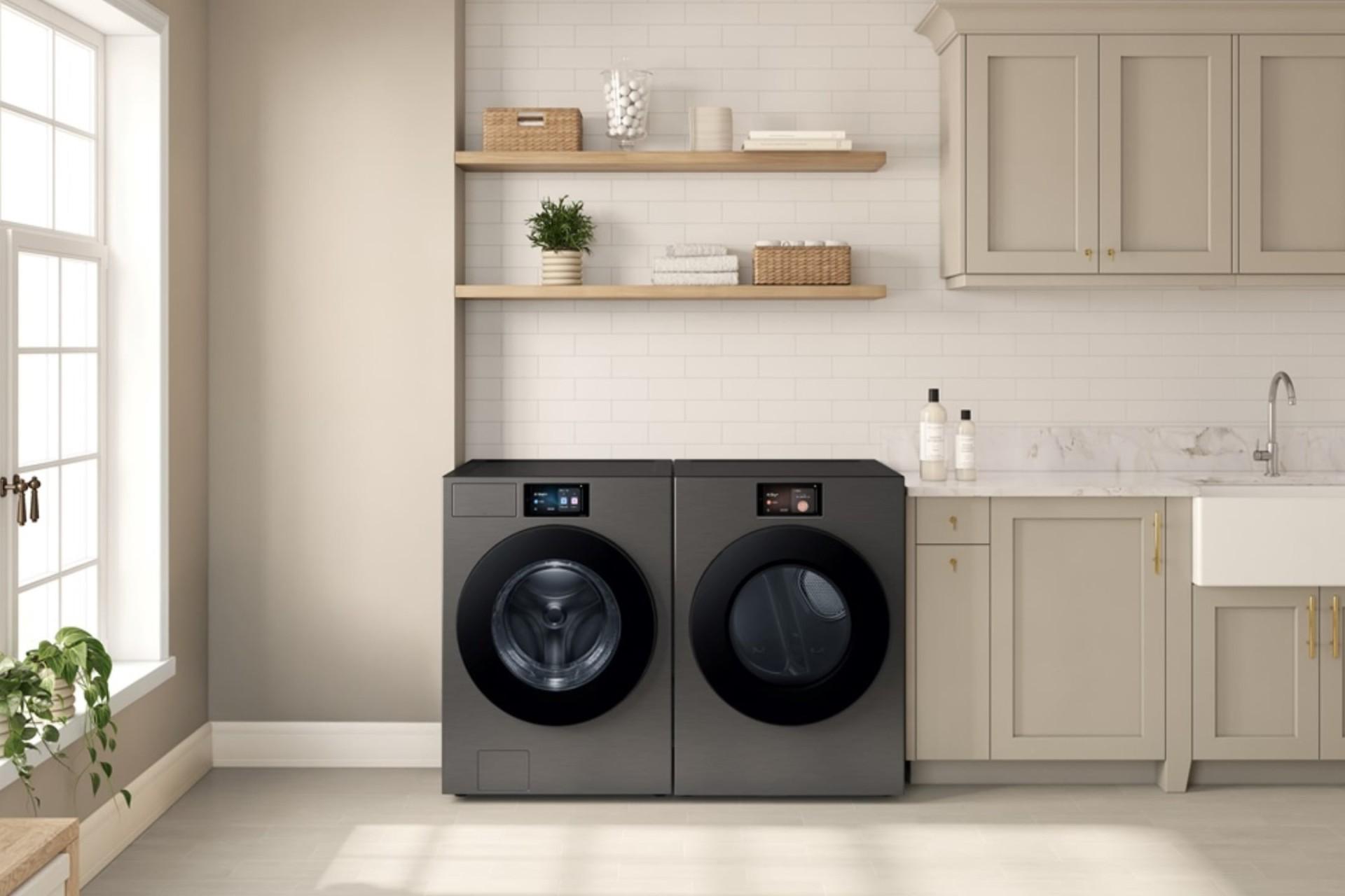 ماشین لباسشویی و خشک‌کن سامسونگ از نمای جلو