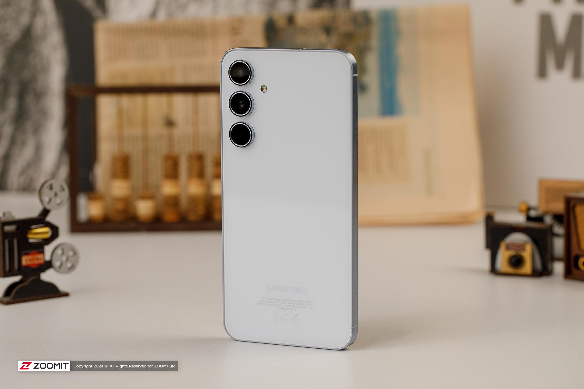 بررسی گلکسی A55؛ درجازدن ملال‌آور سامسونگ در بازاری رقابتی