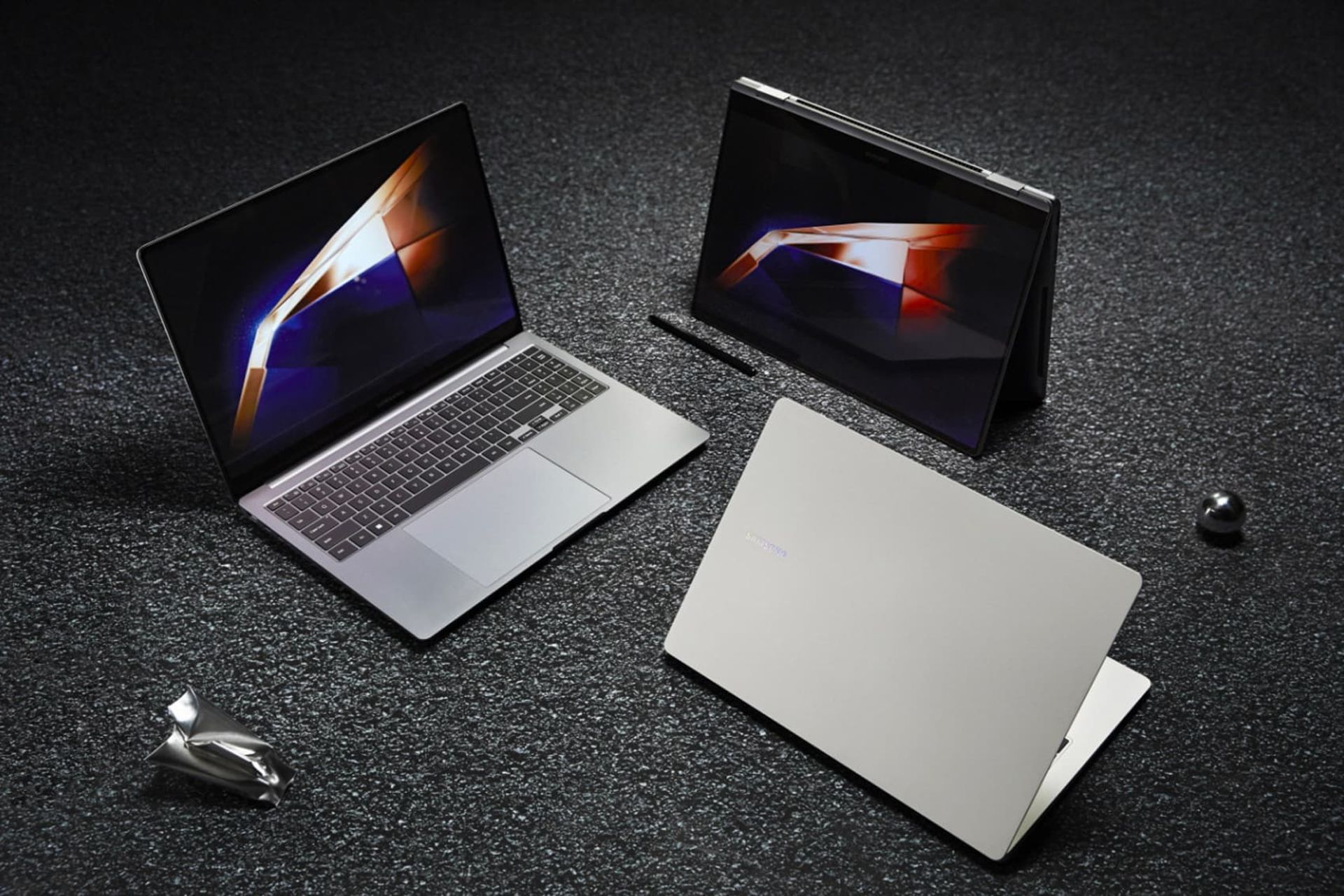 سه مدل از لپ تاپ های سری گلکسی بوک ۴ سامسونگ