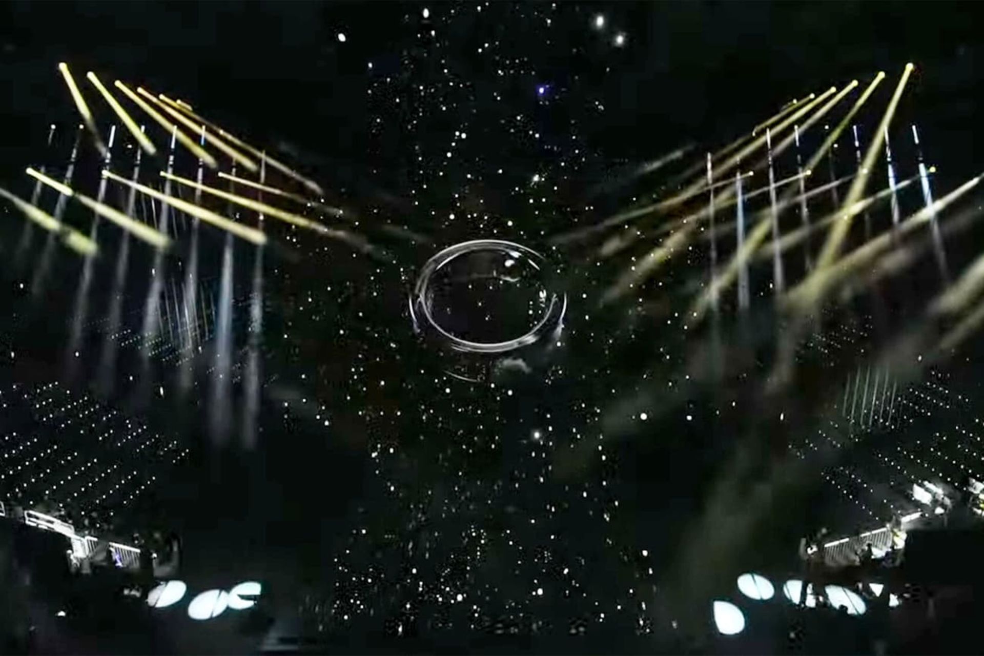 نمای کناری گلکسی رینگ سامسونگ / Galaxy Ring در مراسم آنپکد ۲۰۲۴